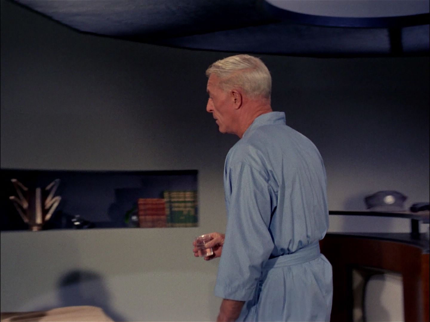ariane179254_StarTrek_TheCage_0316.jpg