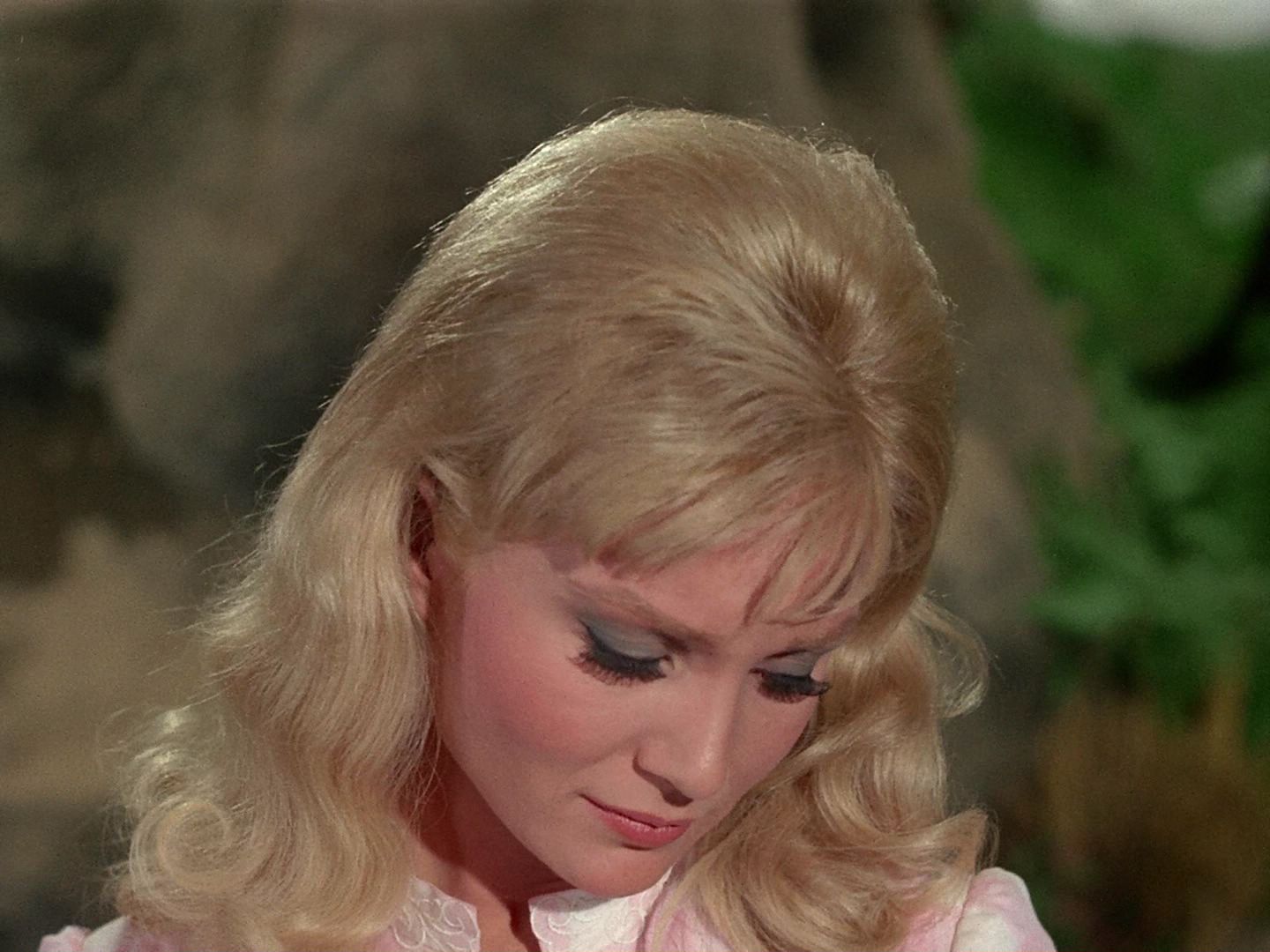 ariane179254_StarTrek_TheCage_2999.jpg