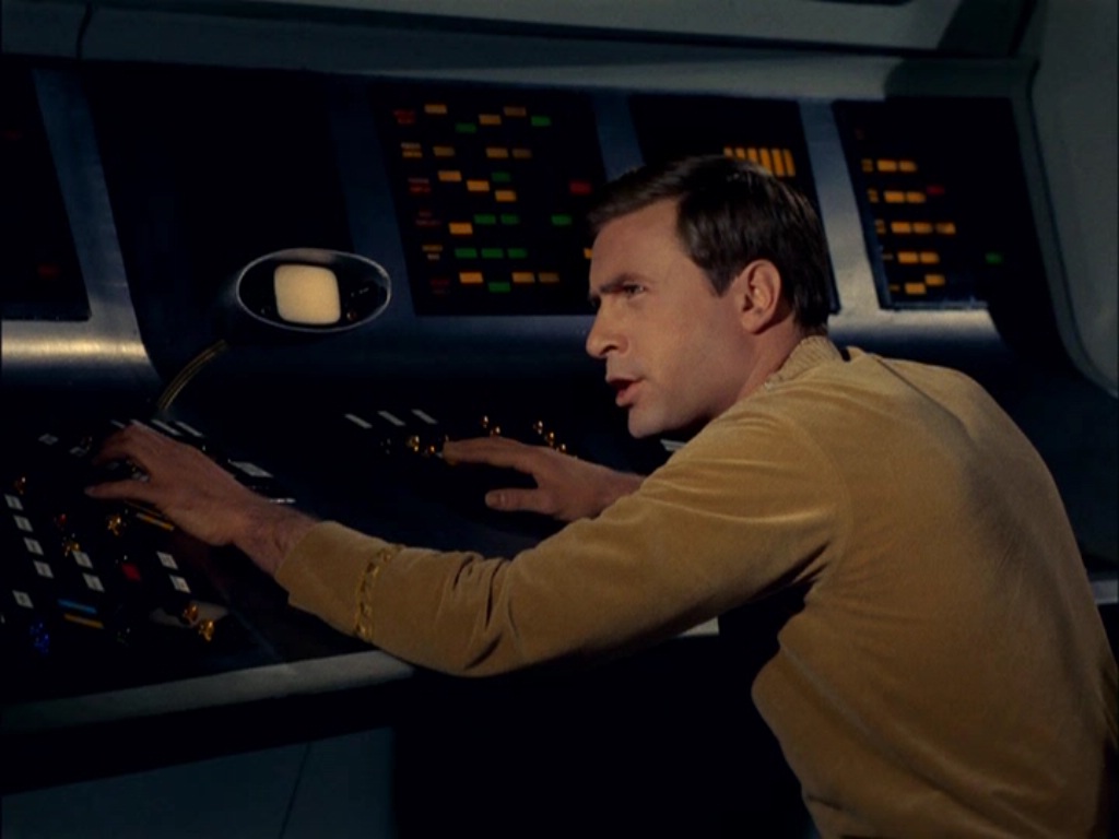 ariane179254_TheCage_ExtendedVersion_0140.jpg