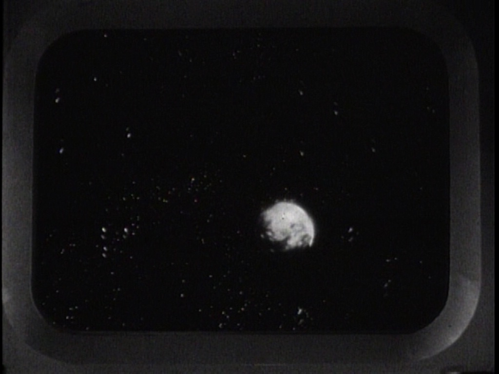 ariane179254_TheCage_ExtendedVersion_4103.jpg