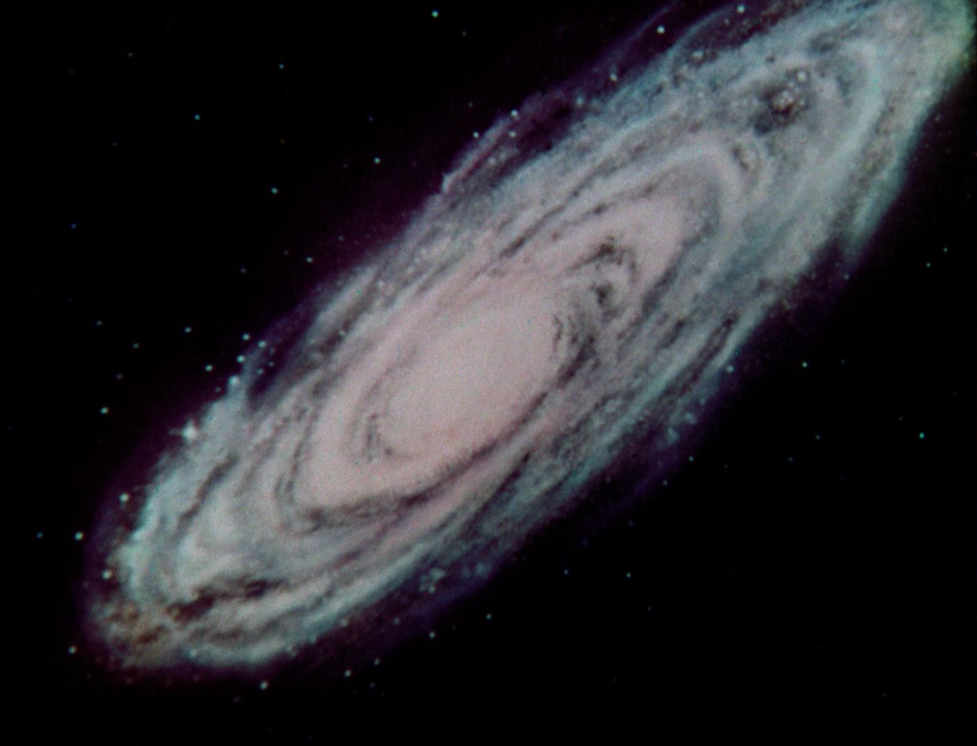 ariane179254_StarTrek_1x03_WhereNoManHasGoneBefore_TheOriginalUncutUnairedVersion_0084.jpg