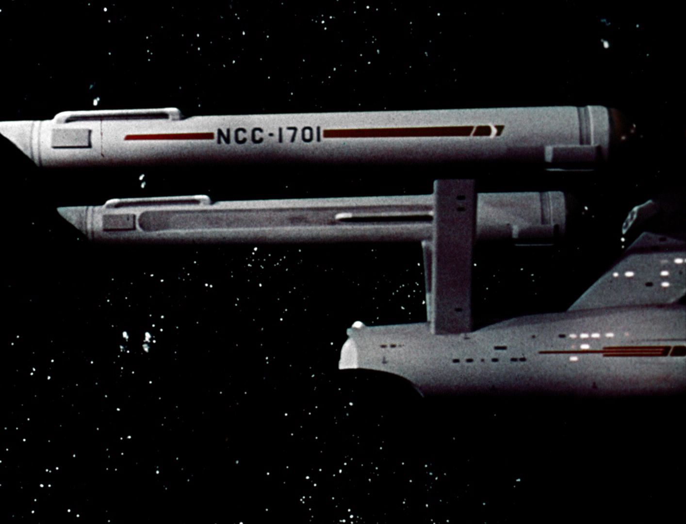 ariane179254_StarTrek_1x03_WhereNoManHasGoneBefore_TheOriginalUncutUnairedVersion_0174.jpg