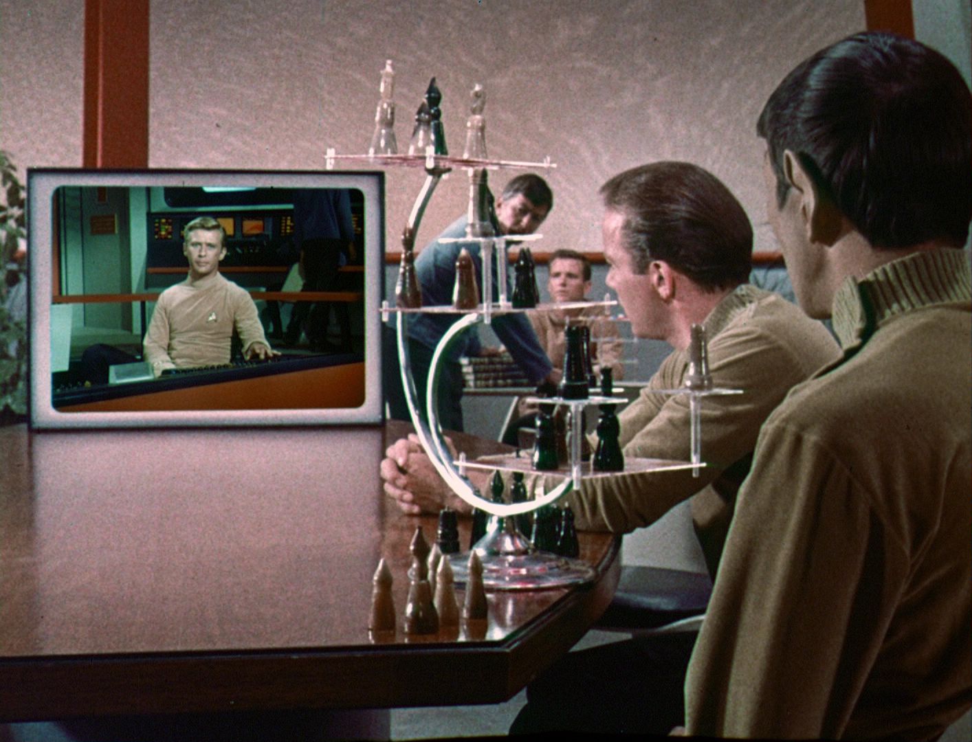 ariane179254_StarTrek_1x03_WhereNoManHasGoneBefore_TheOriginalUncutUnairedVersion_0246.jpg