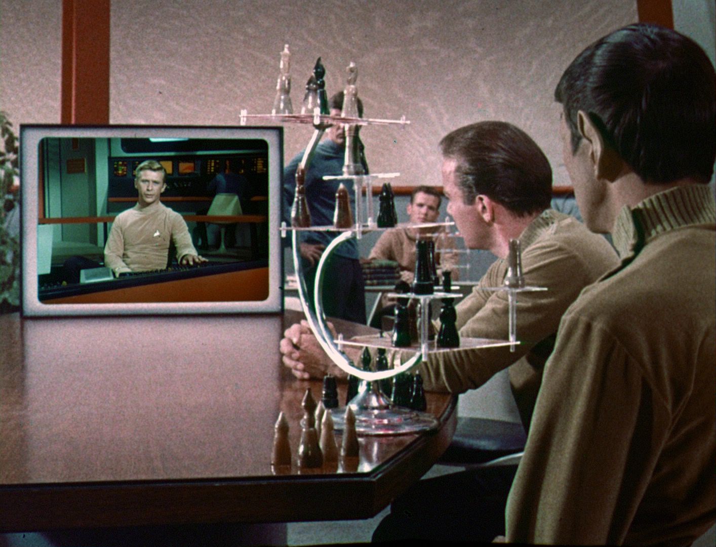 ariane179254_StarTrek_1x03_WhereNoManHasGoneBefore_TheOriginalUncutUnairedVersion_0250.jpg
