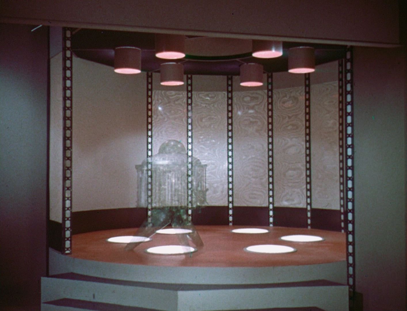 ariane179254_StarTrek_1x03_WhereNoManHasGoneBefore_TheOriginalUncutUnairedVersion_0283.jpg