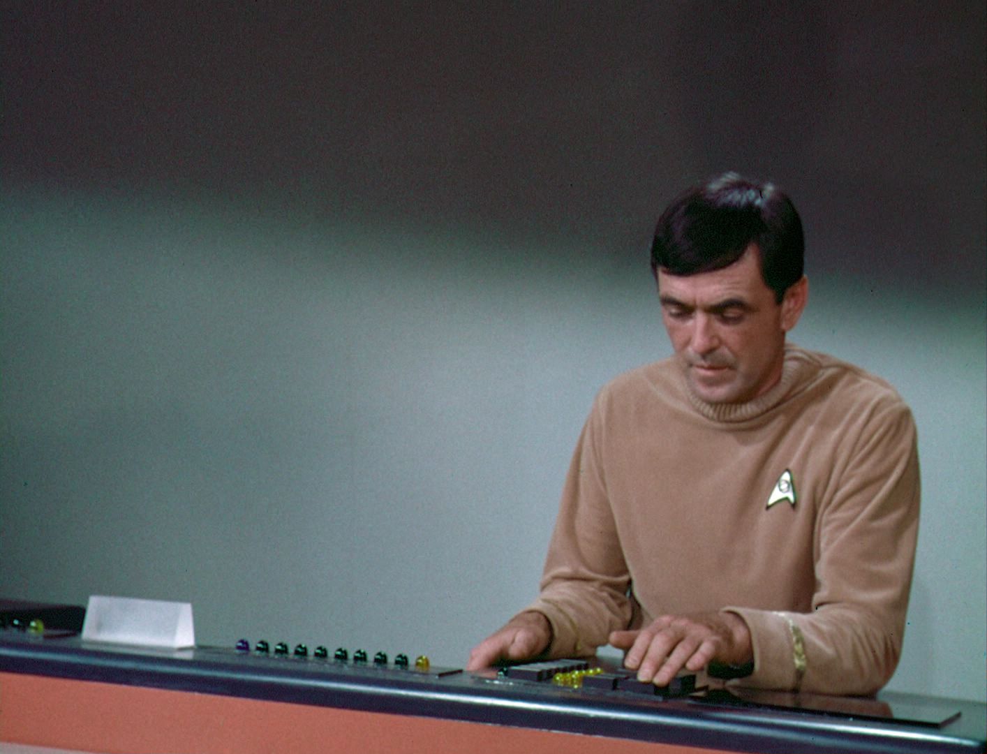 ariane179254_StarTrek_1x03_WhereNoManHasGoneBefore_TheOriginalUncutUnairedVersion_0329.jpg