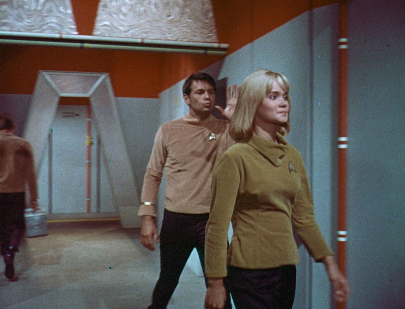 ariane179254_StarTrek_1x03_WhereNoManHasGoneBefore_TheOriginalUncutUnairedVersion_0352.jpg