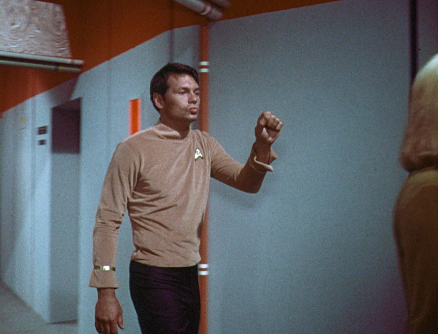 ariane179254_StarTrek_1x03_WhereNoManHasGoneBefore_TheOriginalUncutUnairedVersion_0353.jpg