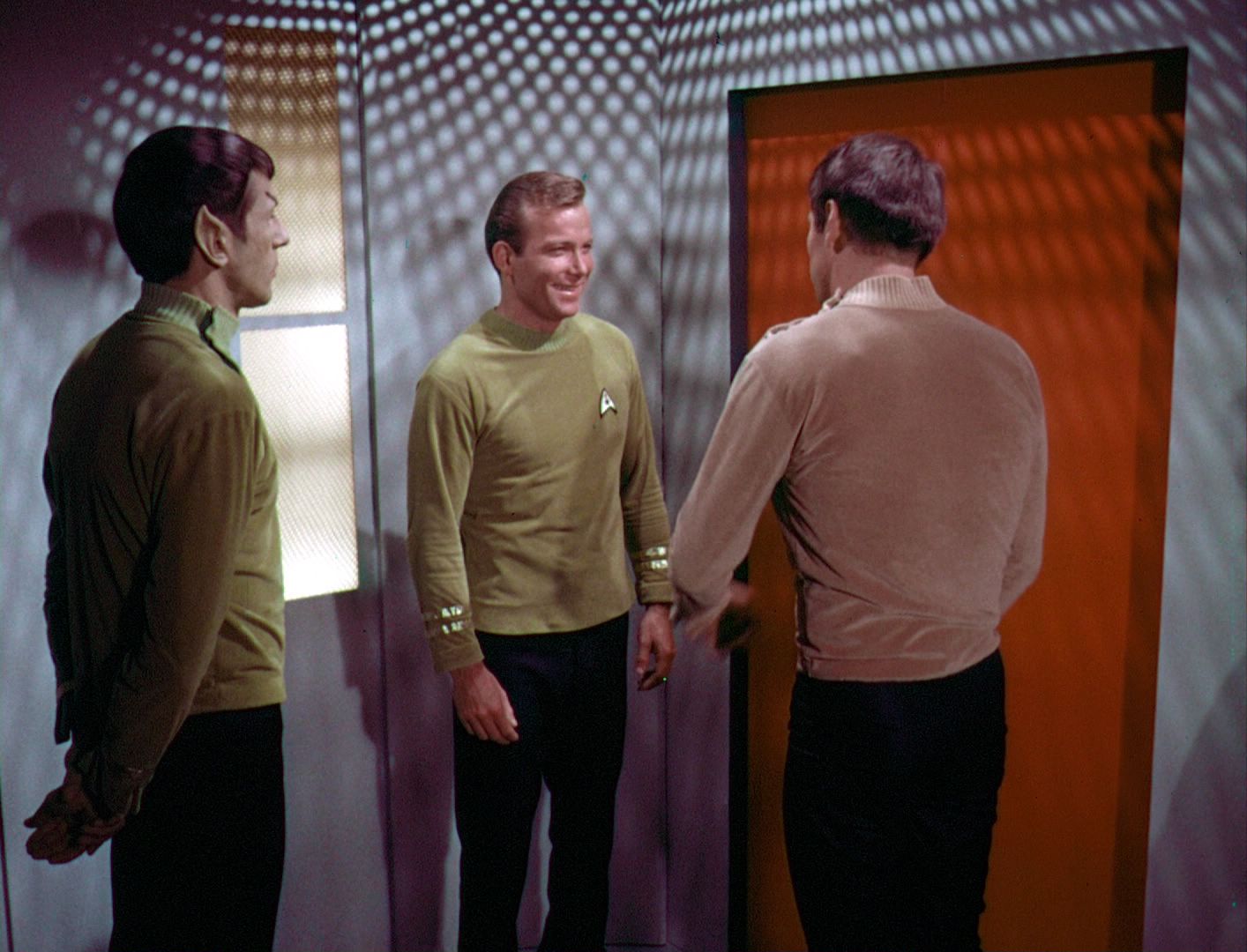 ariane179254_StarTrek_1x03_WhereNoManHasGoneBefore_TheOriginalUncutUnairedVersion_0390.jpg