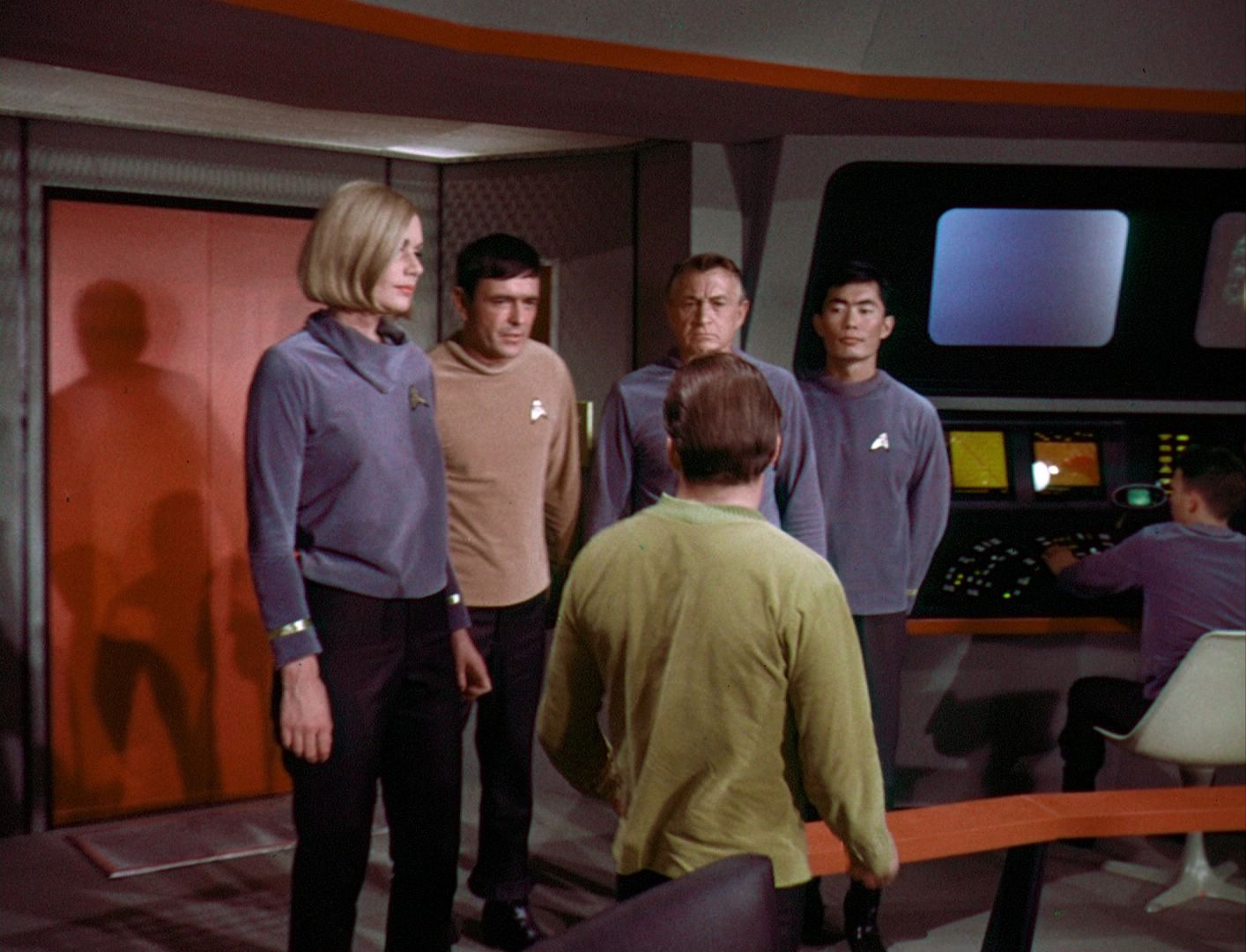 ariane179254_StarTrek_1x03_WhereNoManHasGoneBefore_TheOriginalUncutUnairedVersion_0500.jpg