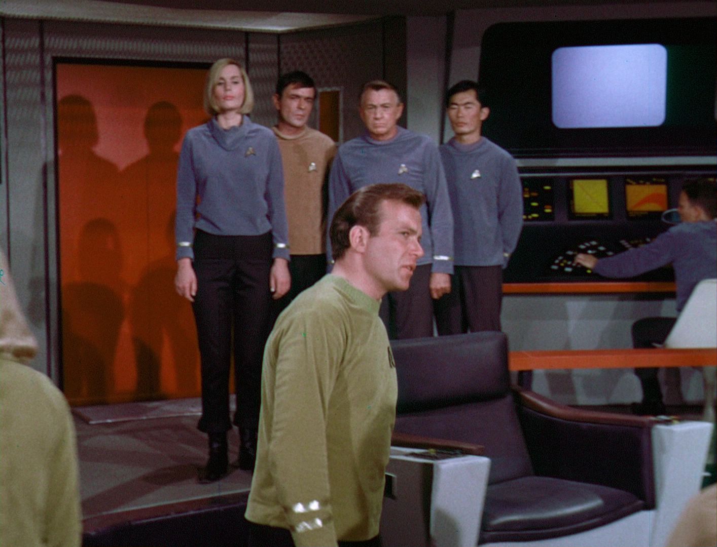 ariane179254_StarTrek_1x03_WhereNoManHasGoneBefore_TheOriginalUncutUnairedVersion_0686.jpg