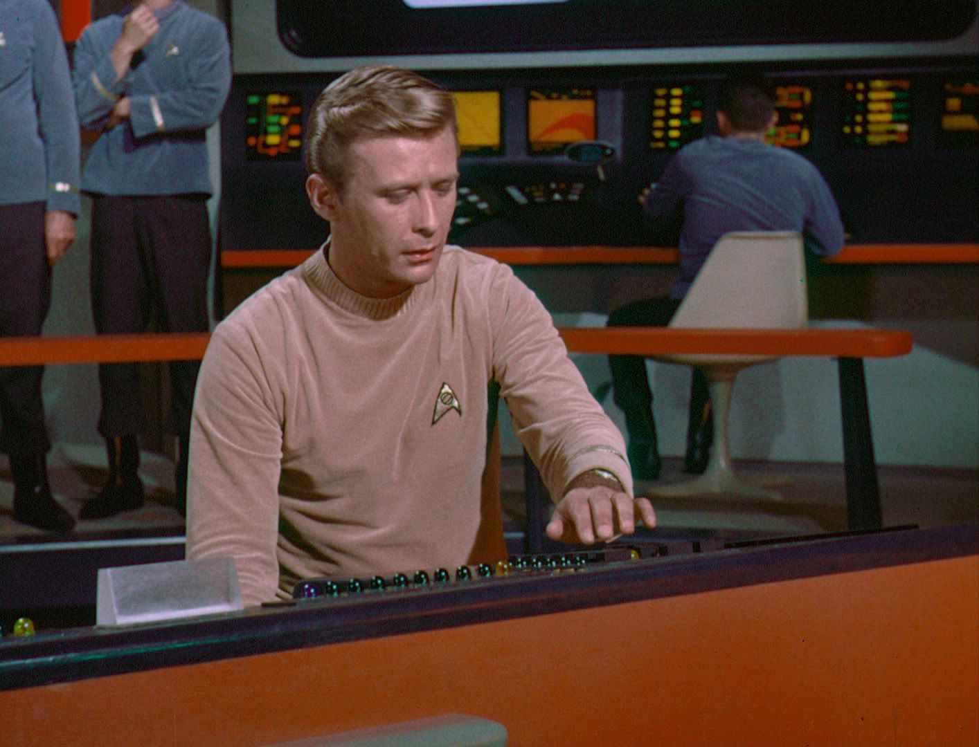 ariane179254_StarTrek_1x03_WhereNoManHasGoneBefore_TheOriginalUncutUnairedVersion_0761.jpg