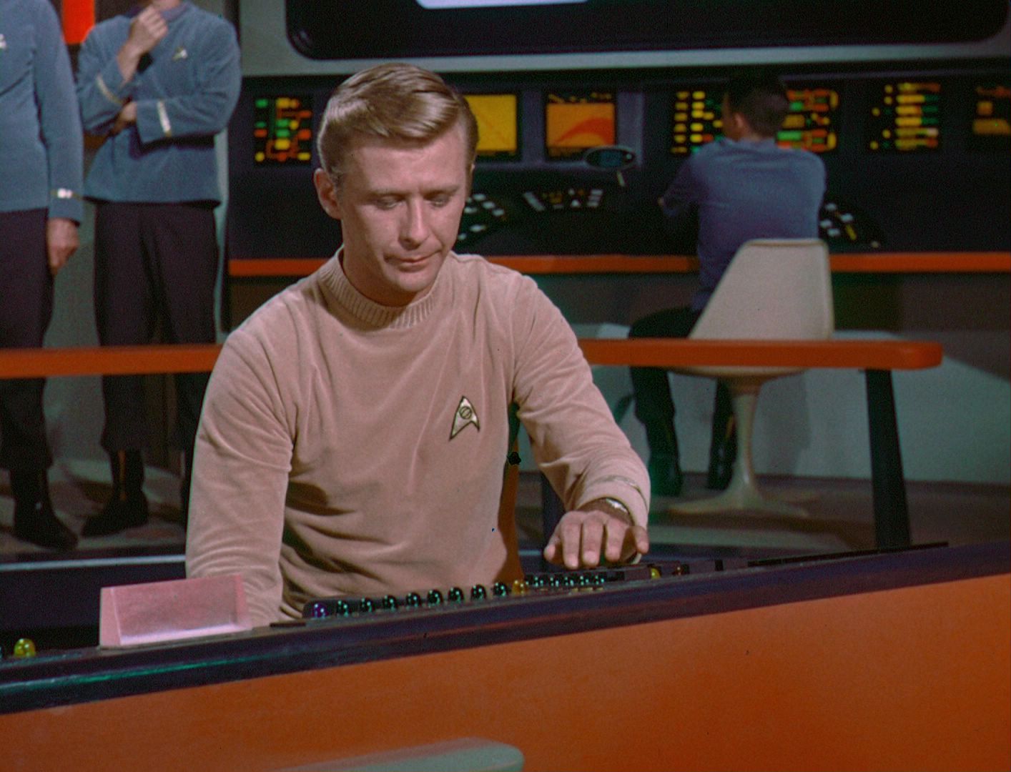 ariane179254_StarTrek_1x03_WhereNoManHasGoneBefore_TheOriginalUncutUnairedVersion_0763.jpg