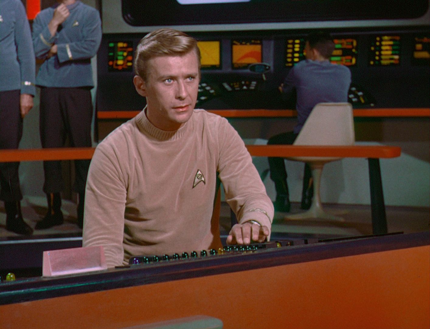 ariane179254_StarTrek_1x03_WhereNoManHasGoneBefore_TheOriginalUncutUnairedVersion_0766.jpg