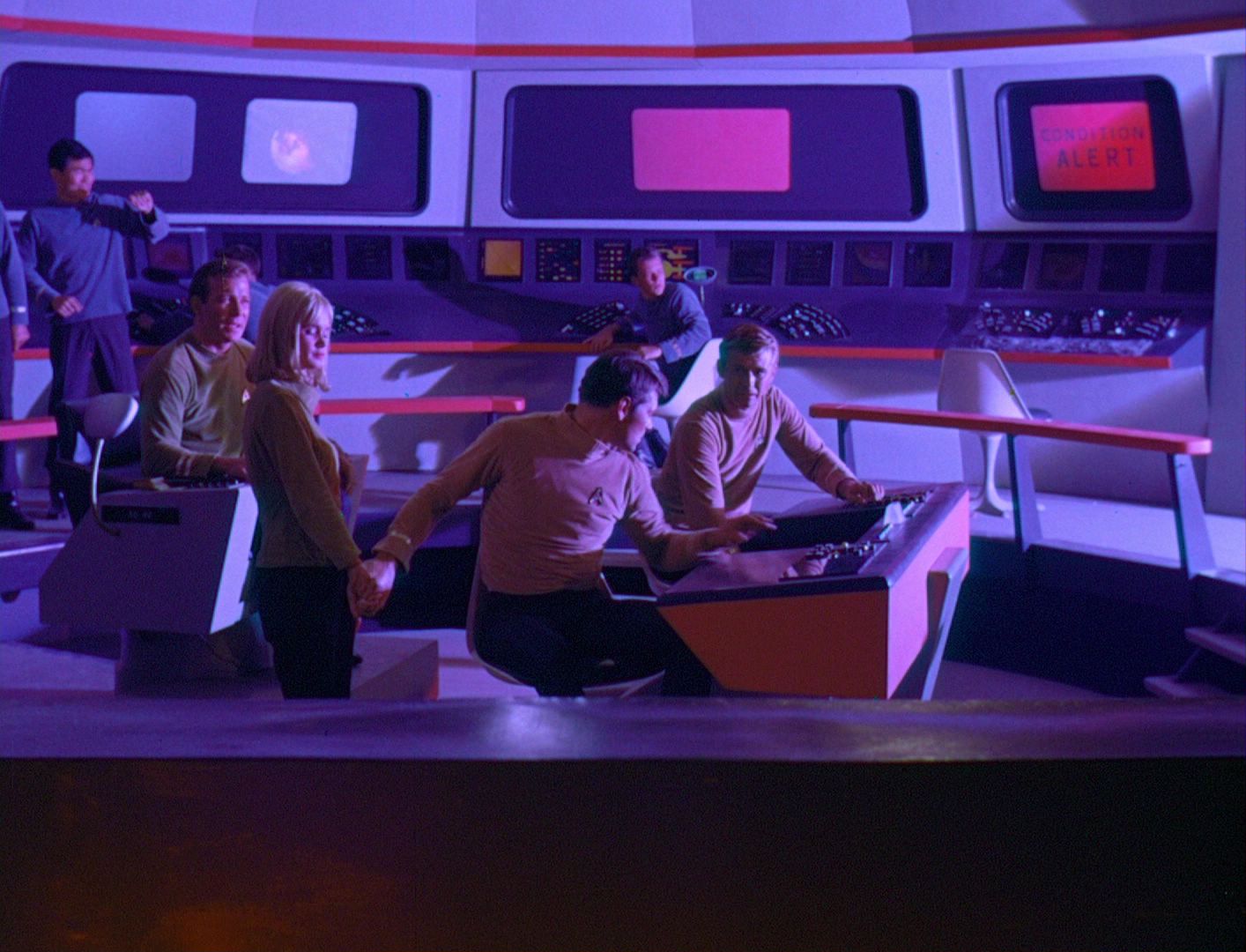 ariane179254_StarTrek_1x03_WhereNoManHasGoneBefore_TheOriginalUncutUnairedVersion_0813.jpg