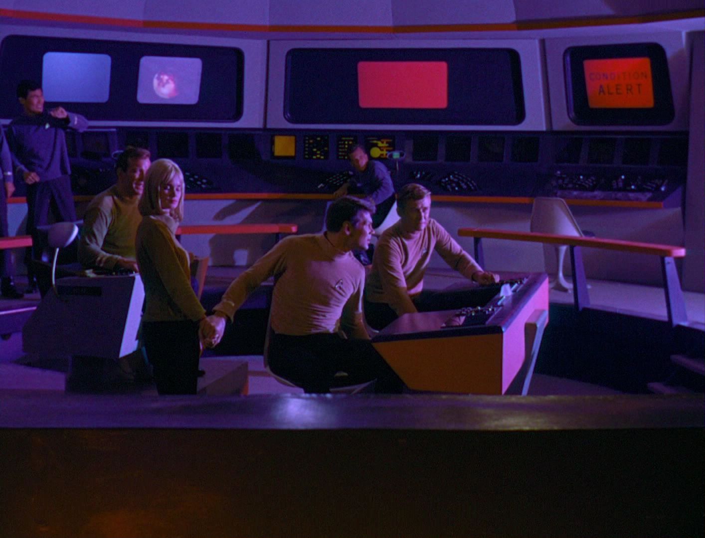 ariane179254_StarTrek_1x03_WhereNoManHasGoneBefore_TheOriginalUncutUnairedVersion_0814.jpg