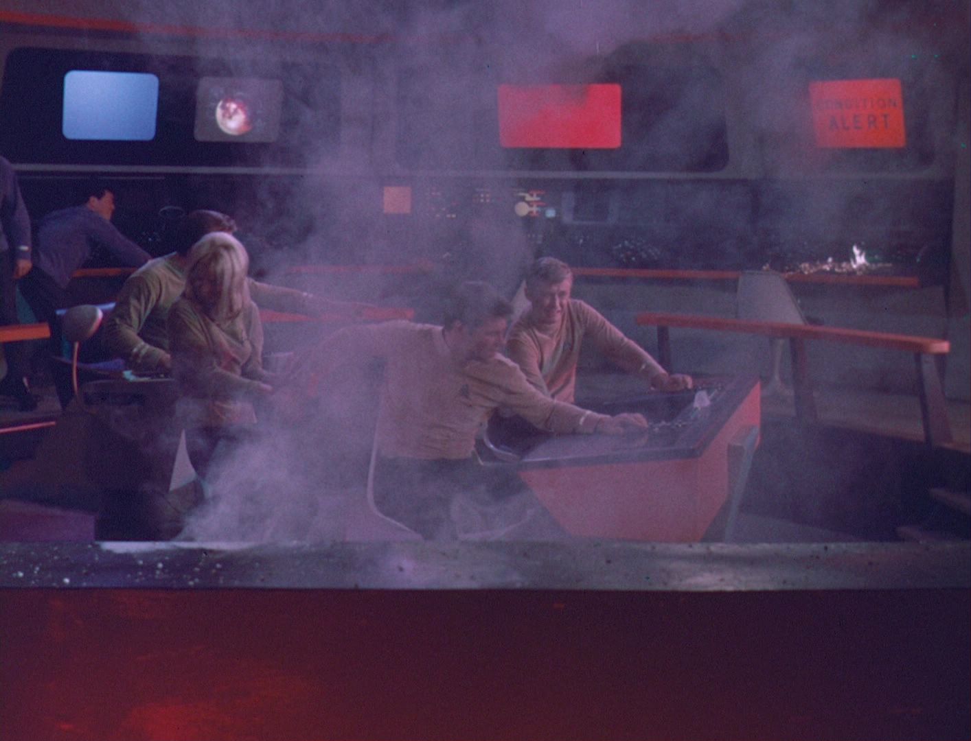 ariane179254_StarTrek_1x03_WhereNoManHasGoneBefore_TheOriginalUncutUnairedVersion_0826.jpg