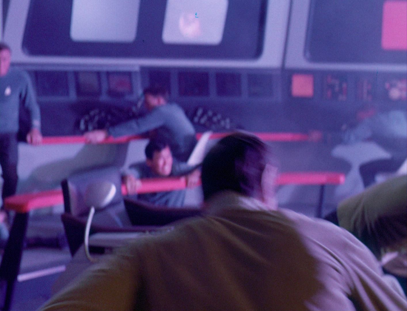 ariane179254_StarTrek_1x03_WhereNoManHasGoneBefore_TheOriginalUncutUnairedVersion_0858.jpg
