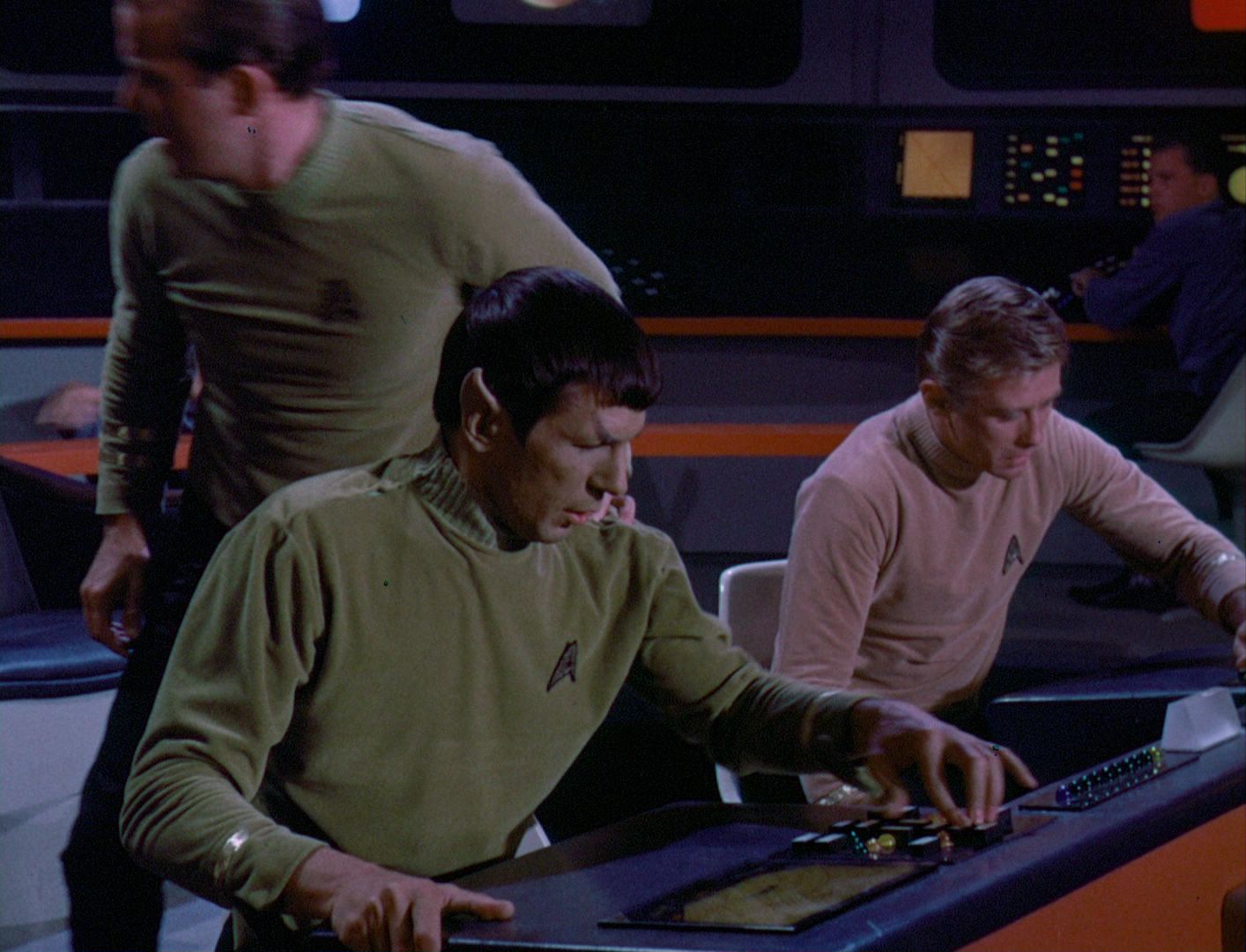 ariane179254_StarTrek_1x03_WhereNoManHasGoneBefore_TheOriginalUncutUnairedVersion_0880.jpg