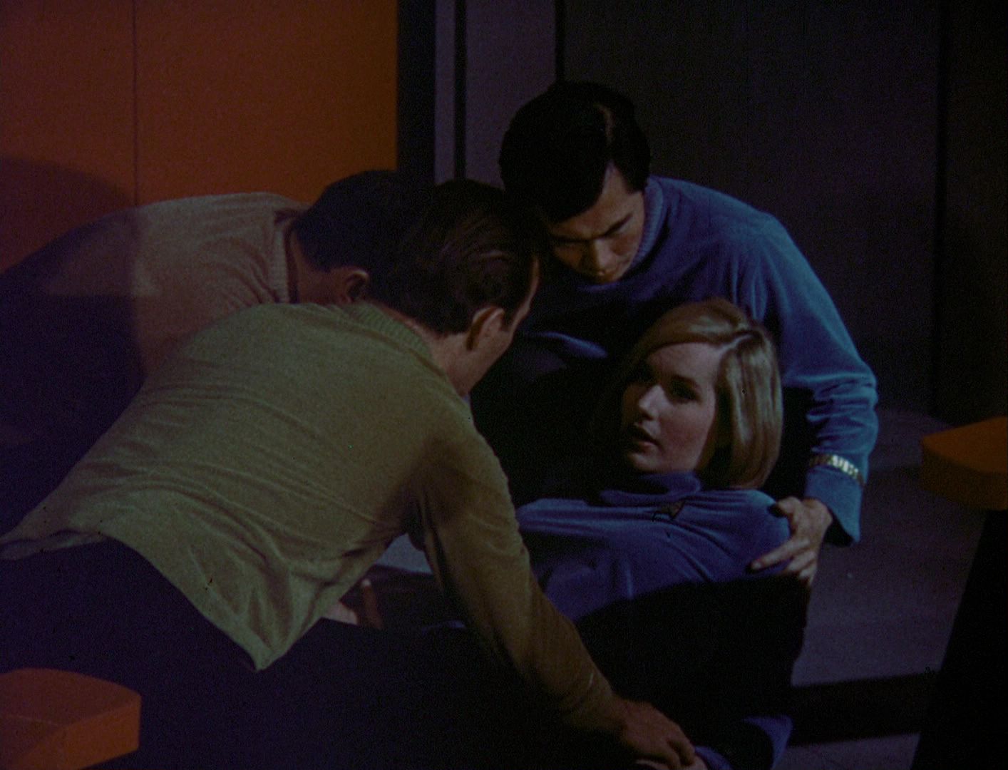 ariane179254_StarTrek_1x03_WhereNoManHasGoneBefore_TheOriginalUncutUnairedVersion_0889.jpg