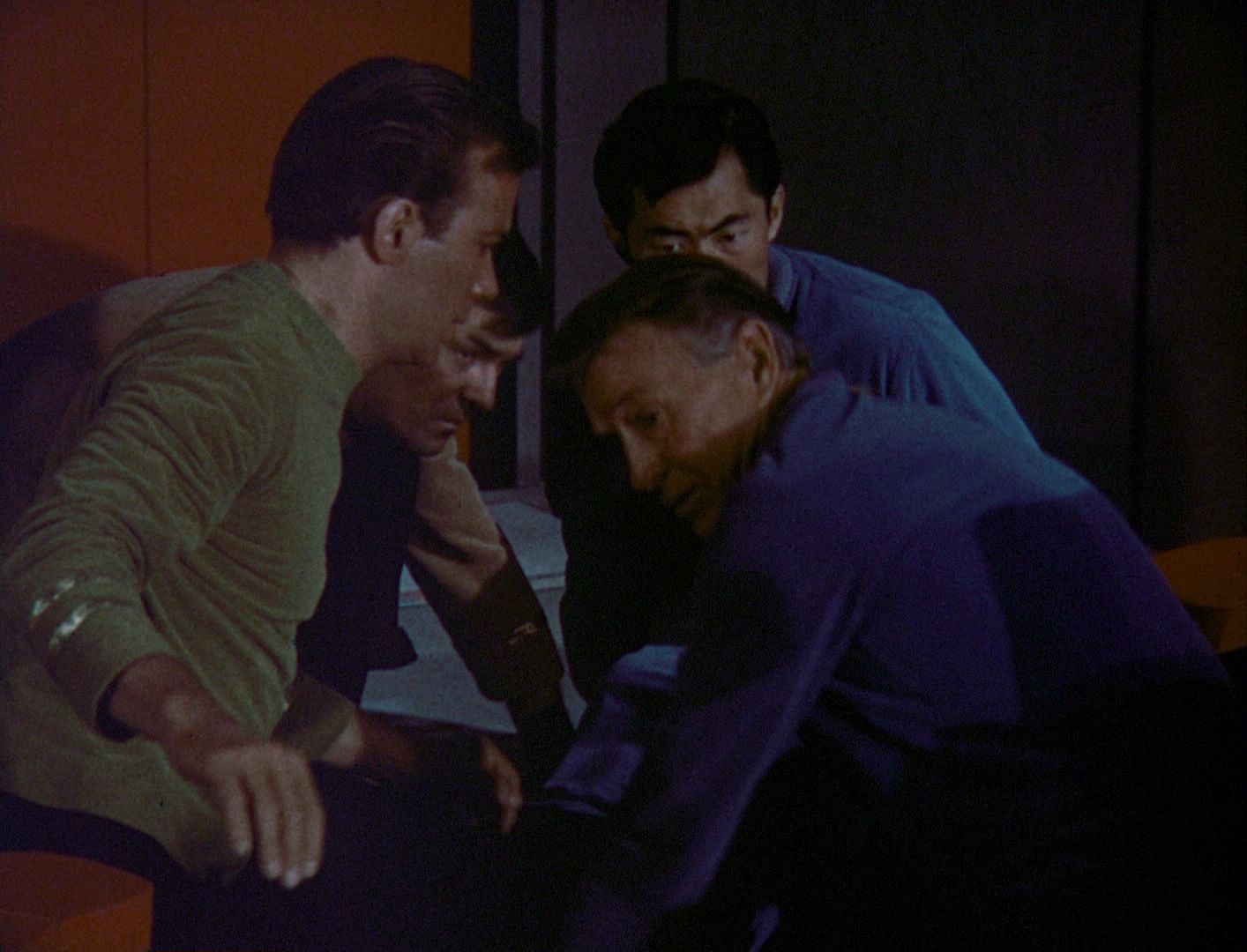 ariane179254_StarTrek_1x03_WhereNoManHasGoneBefore_TheOriginalUncutUnairedVersion_0896.jpg