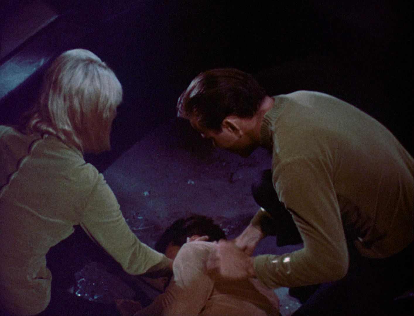 ariane179254_StarTrek_1x03_WhereNoManHasGoneBefore_TheOriginalUncutUnairedVersion_0918.jpg