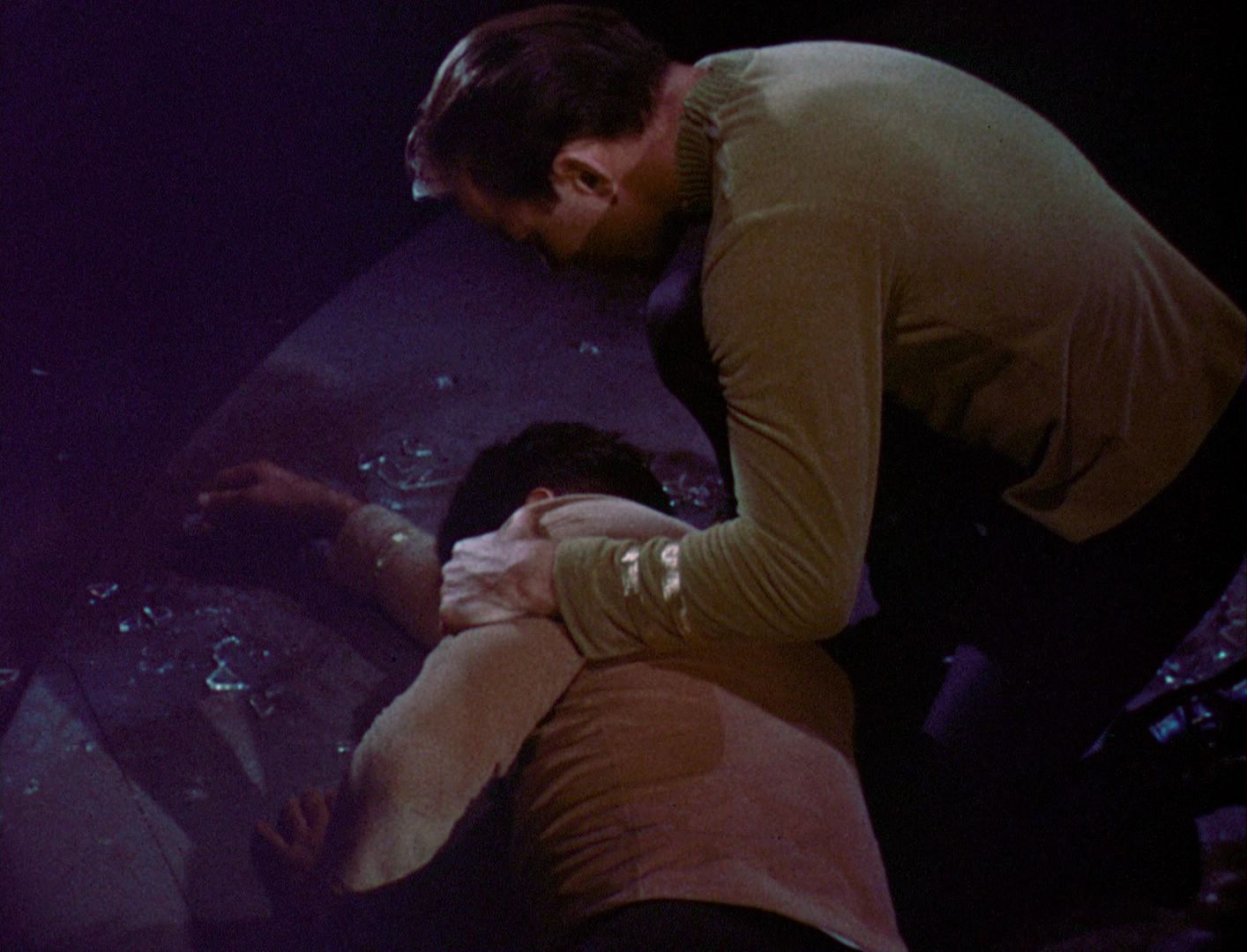 ariane179254_StarTrek_1x03_WhereNoManHasGoneBefore_TheOriginalUncutUnairedVersion_0922.jpg