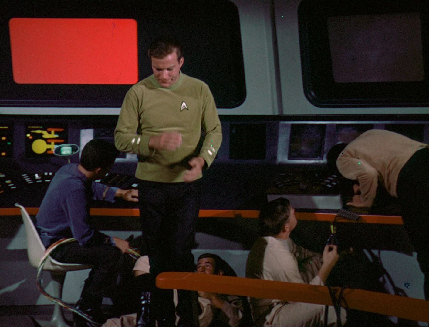 ariane179254_StarTrek_1x03_WhereNoManHasGoneBefore_TheOriginalUncutUnairedVersion_0966.jpg