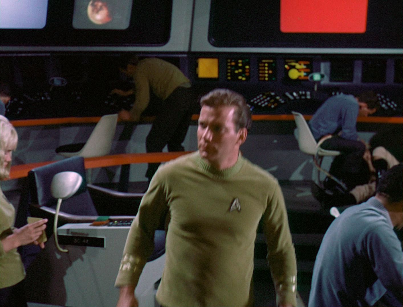 ariane179254_StarTrek_1x03_WhereNoManHasGoneBefore_TheOriginalUncutUnairedVersion_0979.jpg