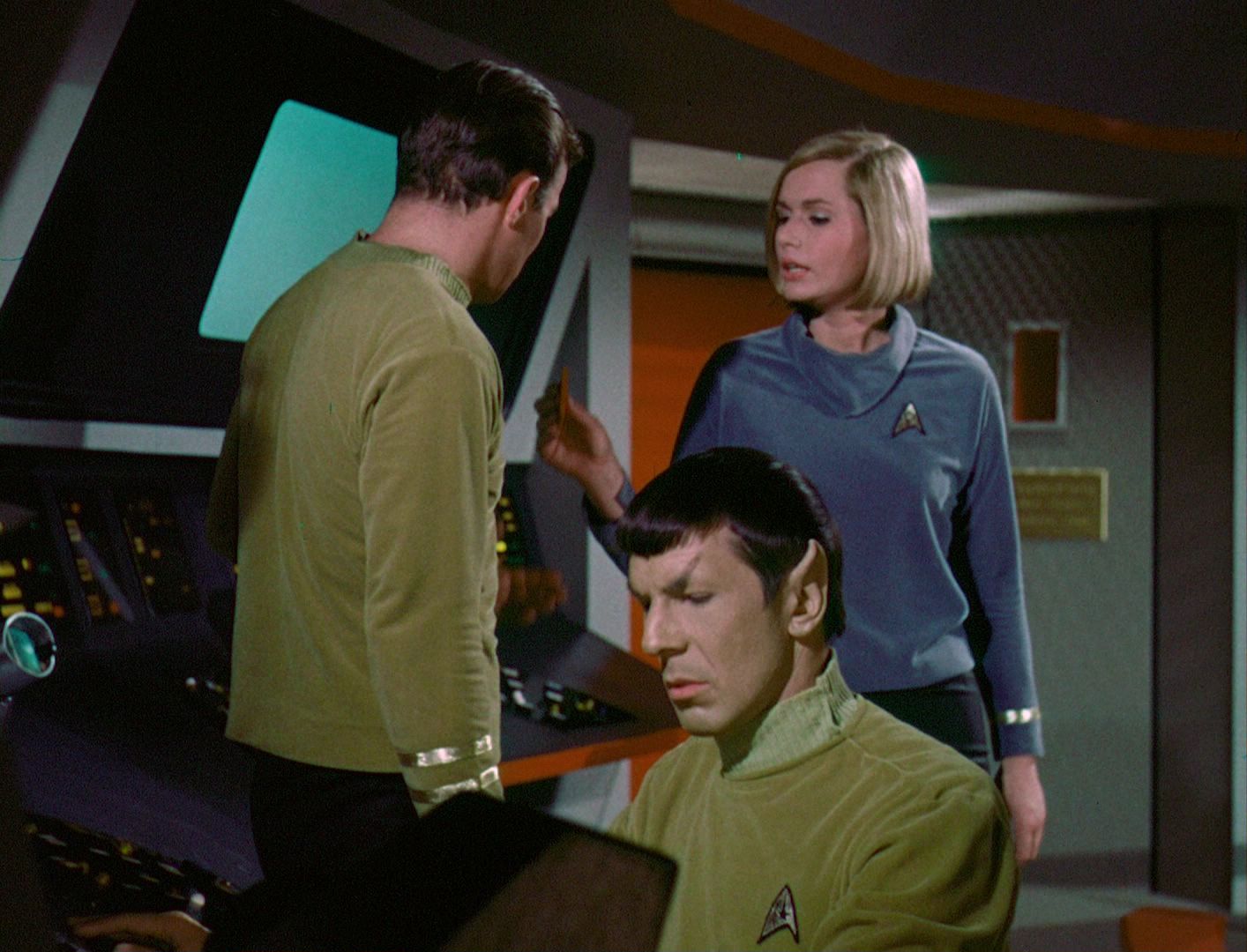 ariane179254_StarTrek_1x03_WhereNoManHasGoneBefore_TheOriginalUncutUnairedVersion_1010.jpg