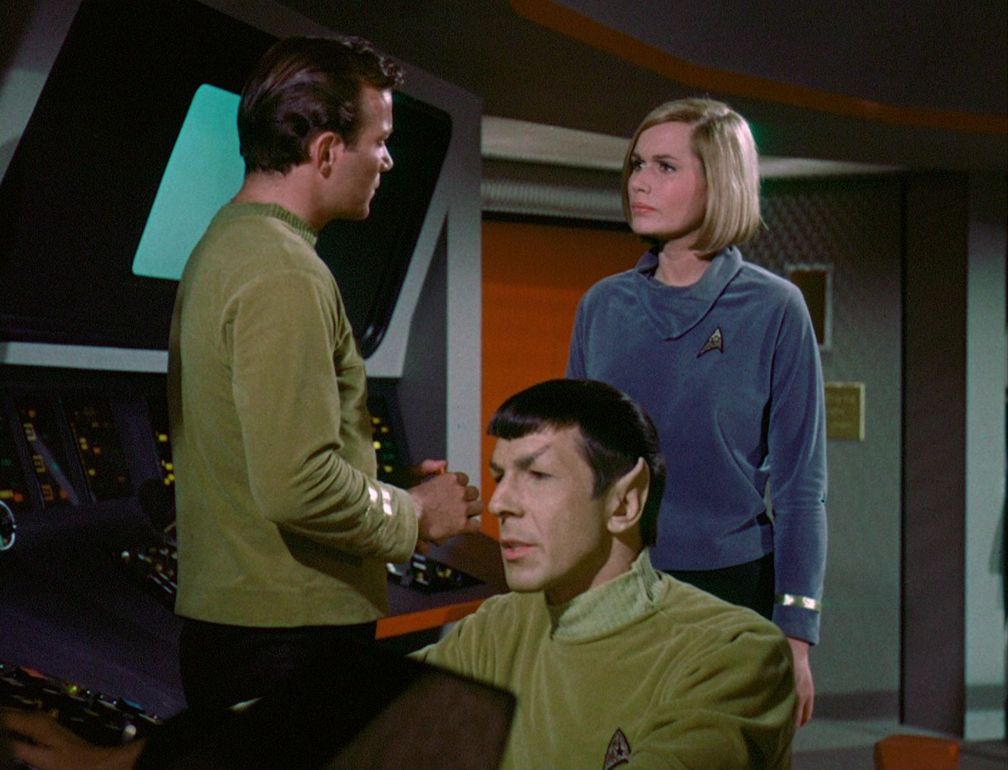ariane179254_StarTrek_1x03_WhereNoManHasGoneBefore_TheOriginalUncutUnairedVersion_1029.jpg