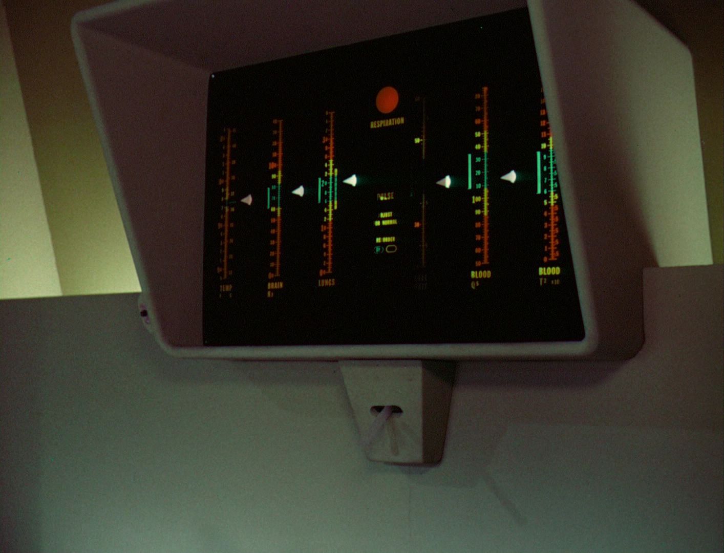 ariane179254_StarTrek_1x03_WhereNoManHasGoneBefore_TheOriginalUncutUnairedVersion_1082.jpg
