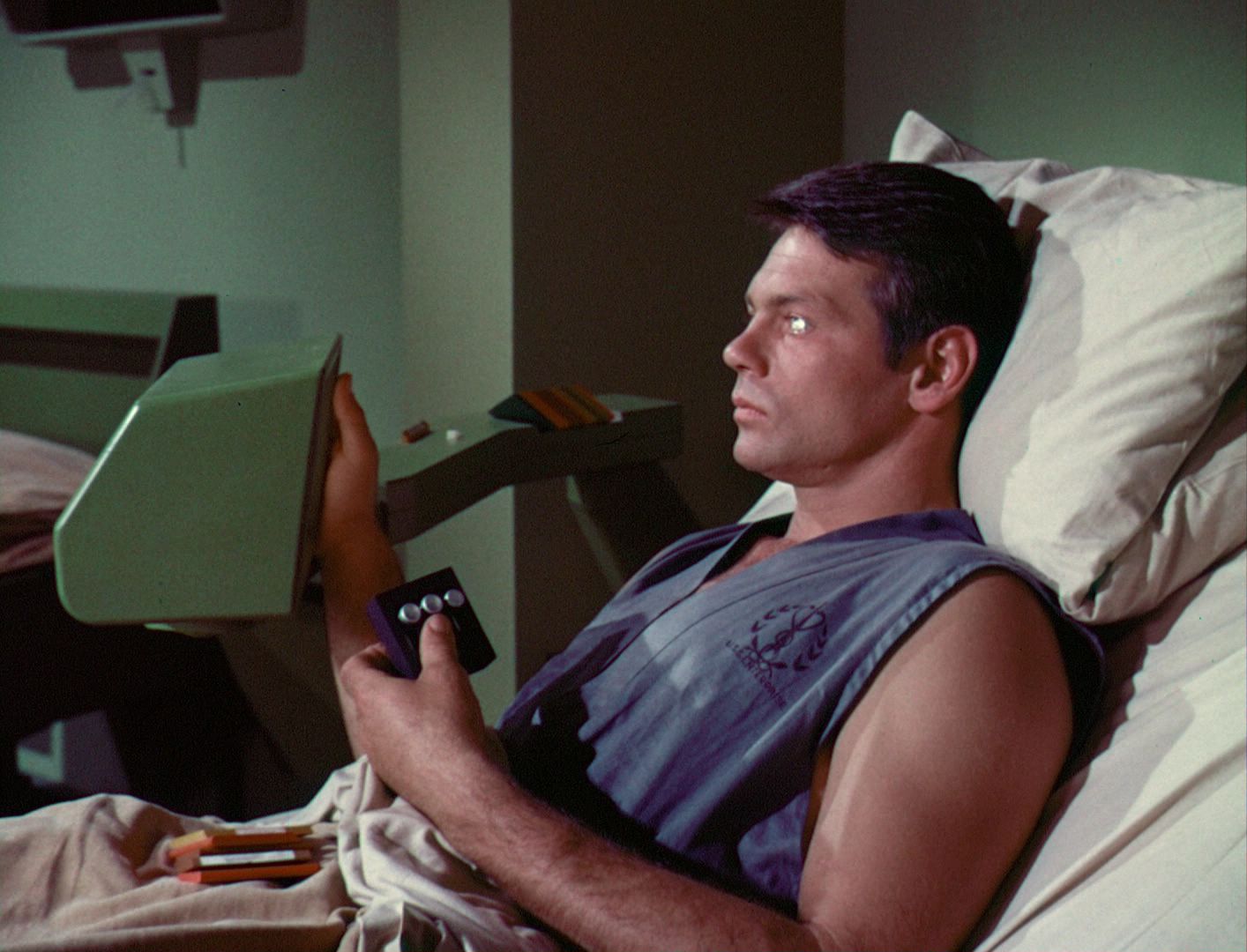 ariane179254_StarTrek_1x03_WhereNoManHasGoneBefore_TheOriginalUncutUnairedVersion_1090.jpg