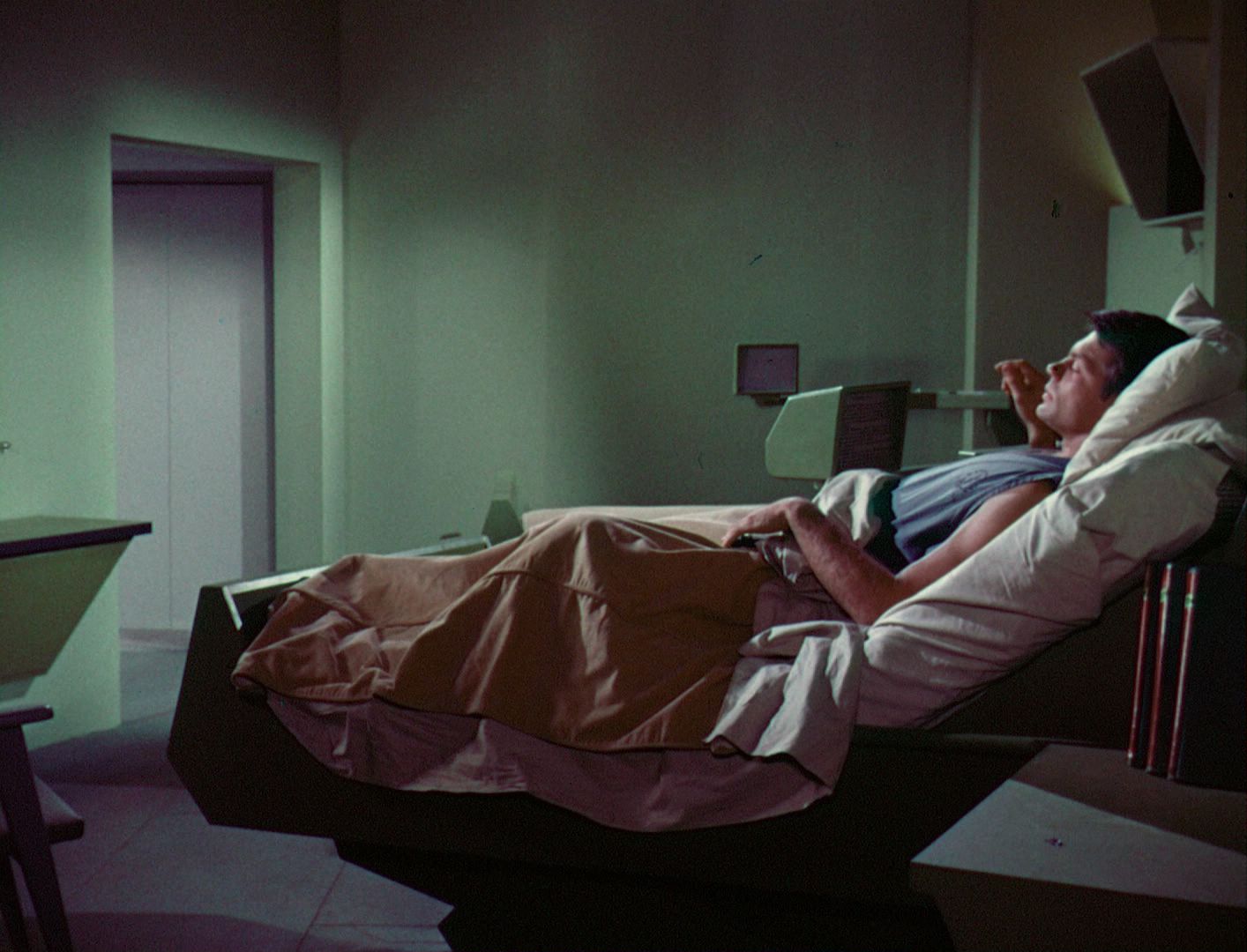 ariane179254_StarTrek_1x03_WhereNoManHasGoneBefore_TheOriginalUncutUnairedVersion_1109.jpg