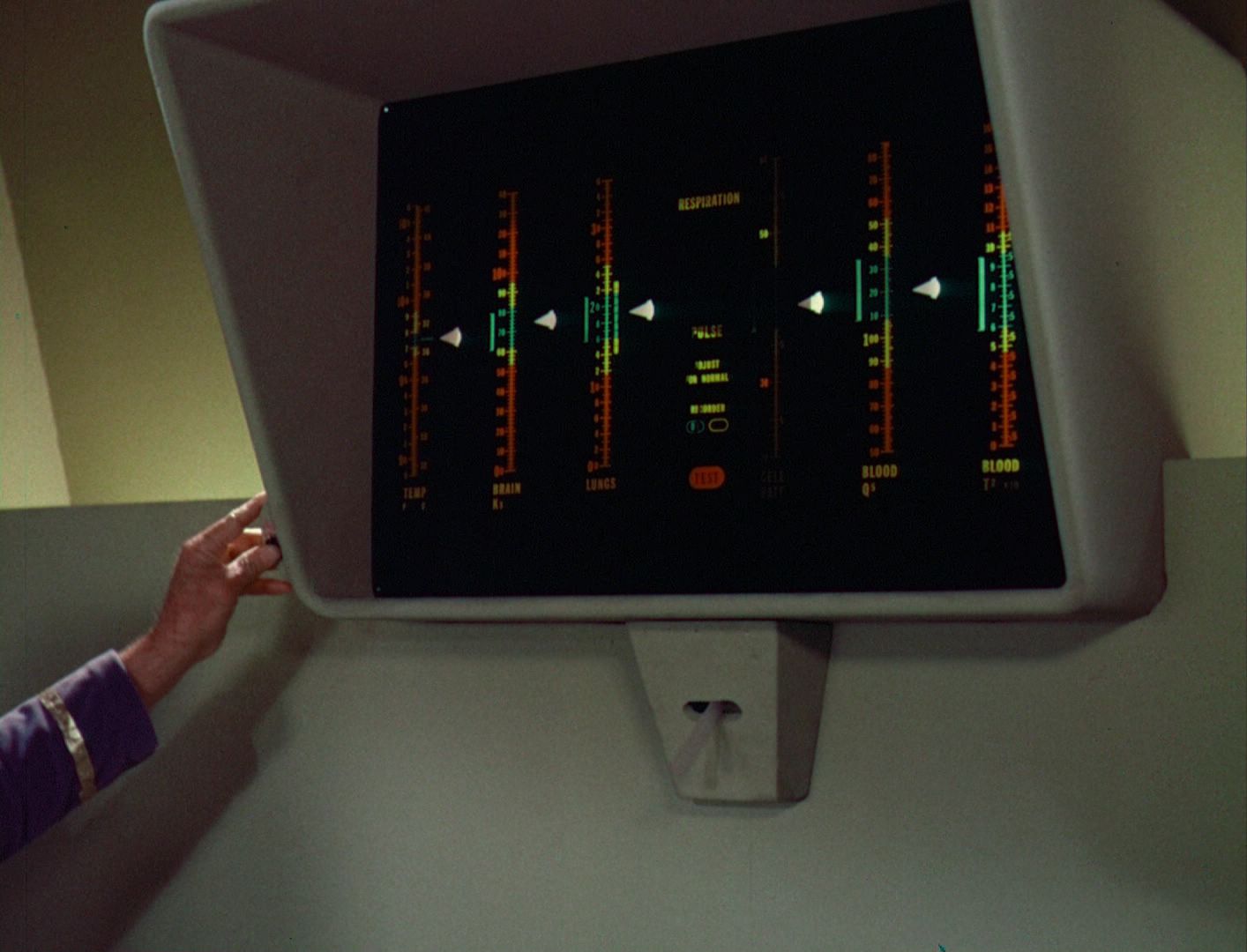 ariane179254_StarTrek_1x03_WhereNoManHasGoneBefore_TheOriginalUncutUnairedVersion_1350.jpg