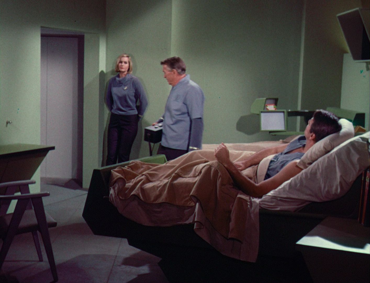 ariane179254_StarTrek_1x03_WhereNoManHasGoneBefore_TheOriginalUncutUnairedVersion_1364.jpg