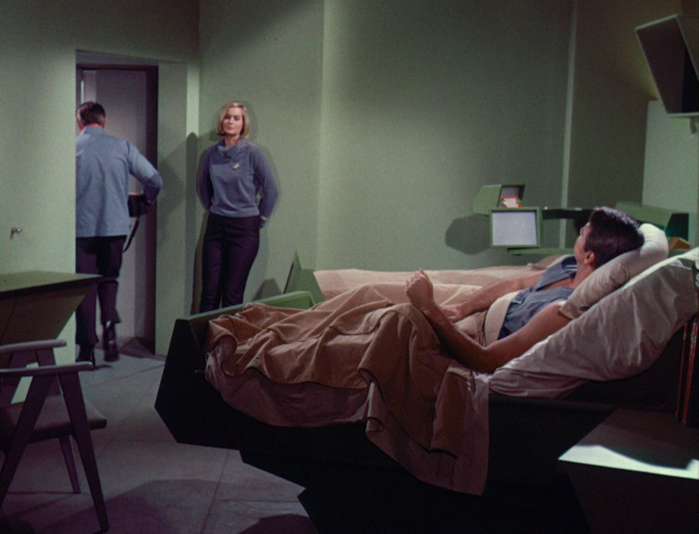 ariane179254_StarTrek_1x03_WhereNoManHasGoneBefore_TheOriginalUncutUnairedVersion_1367.jpg