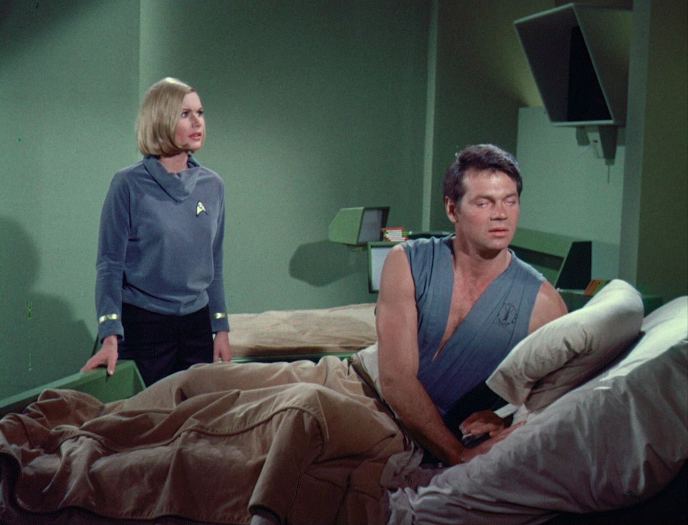 ariane179254_StarTrek_1x03_WhereNoManHasGoneBefore_TheOriginalUncutUnairedVersion_1424.jpg