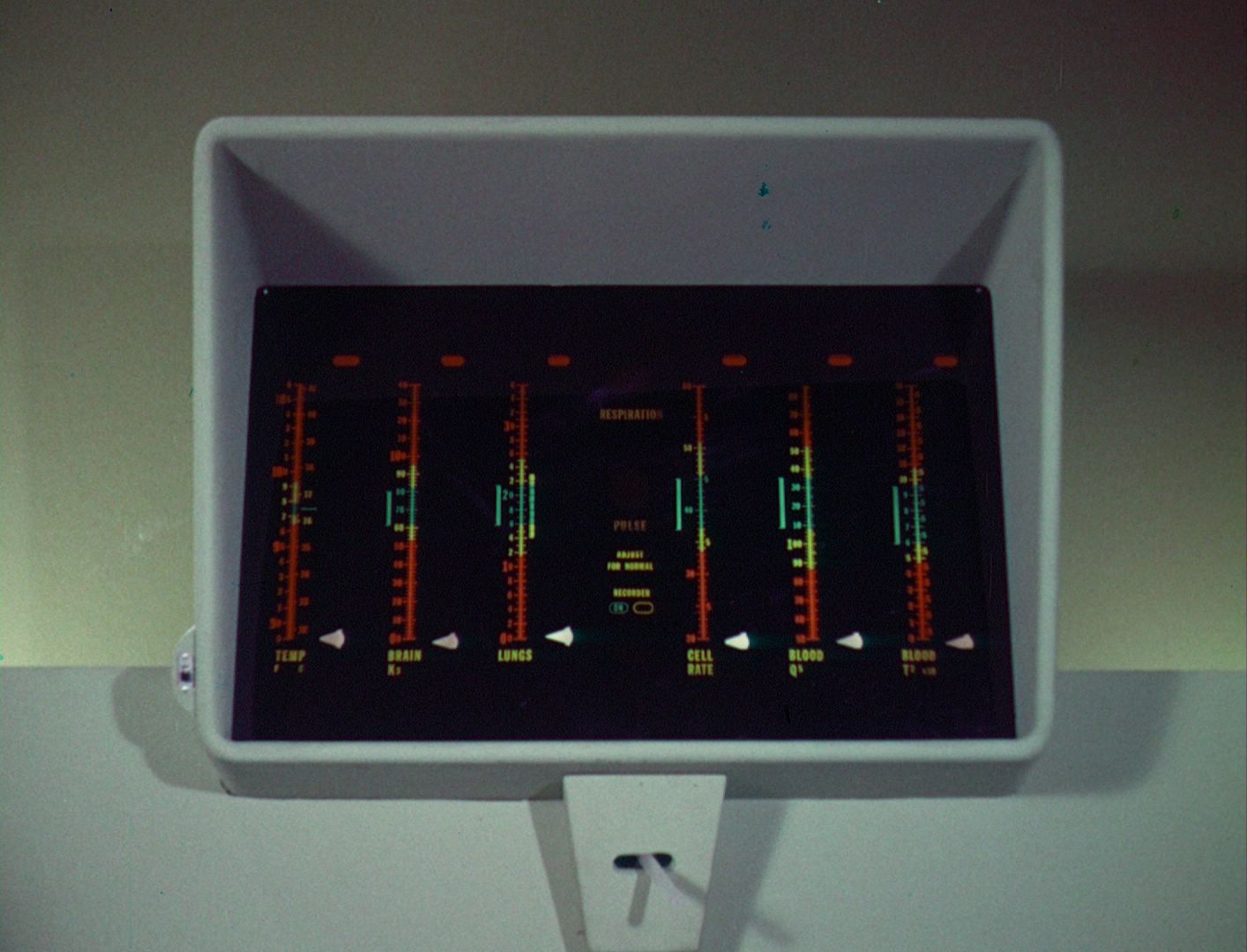 ariane179254_StarTrek_1x03_WhereNoManHasGoneBefore_TheOriginalUncutUnairedVersion_1473.jpg