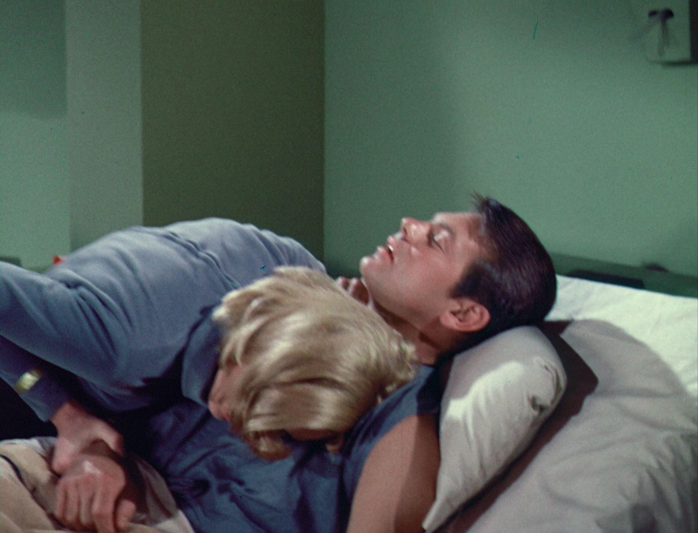 ariane179254_StarTrek_1x03_WhereNoManHasGoneBefore_TheOriginalUncutUnairedVersion_1484.jpg