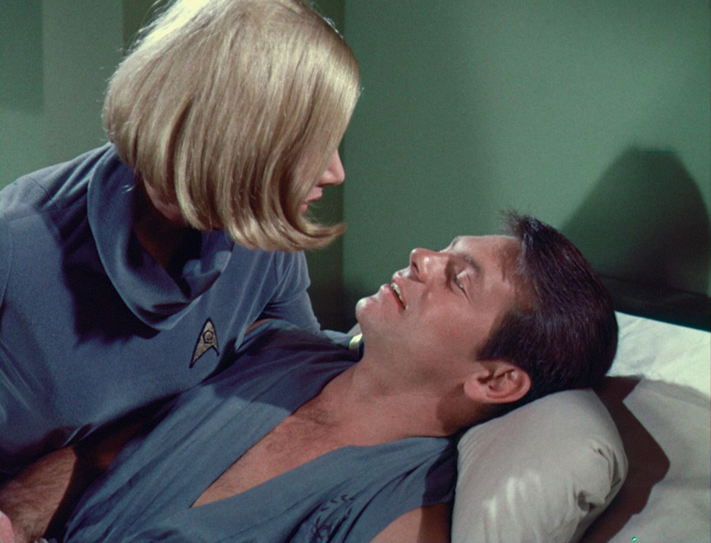 ariane179254_StarTrek_1x03_WhereNoManHasGoneBefore_TheOriginalUncutUnairedVersion_1488.jpg