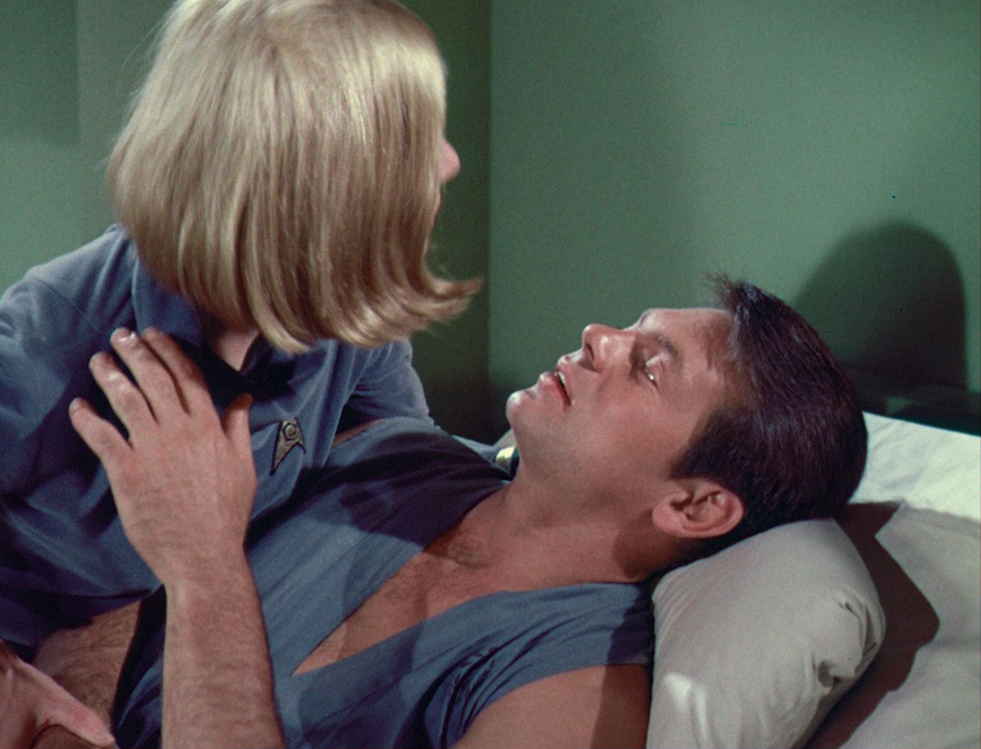 ariane179254_StarTrek_1x03_WhereNoManHasGoneBefore_TheOriginalUncutUnairedVersion_1491.jpg
