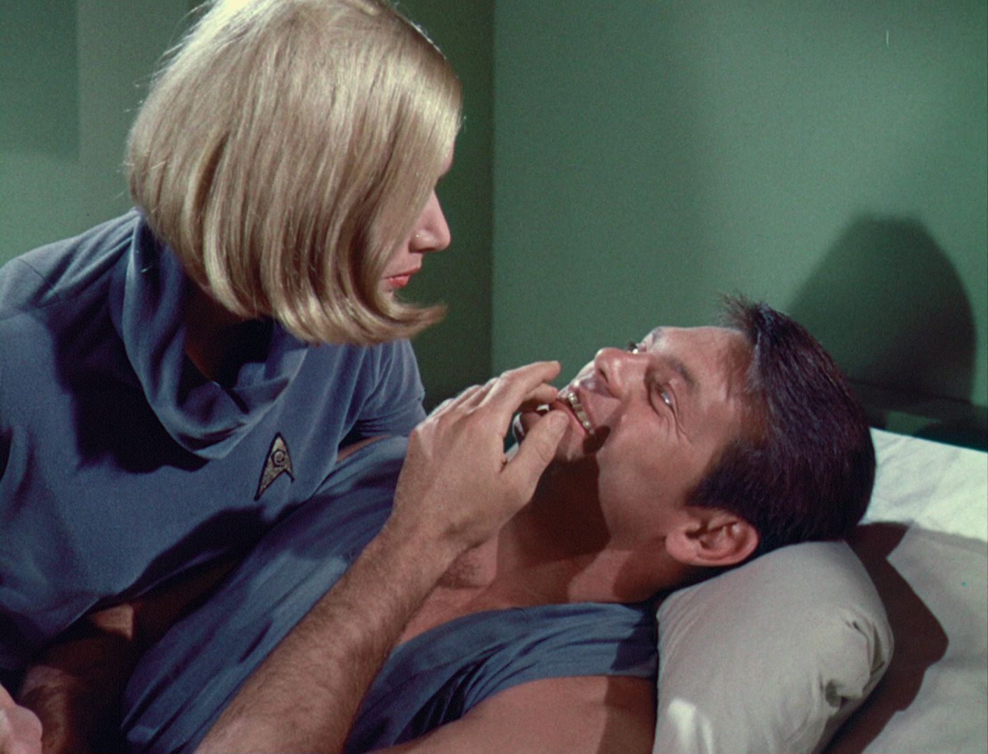 ariane179254_StarTrek_1x03_WhereNoManHasGoneBefore_TheOriginalUncutUnairedVersion_1504.jpg