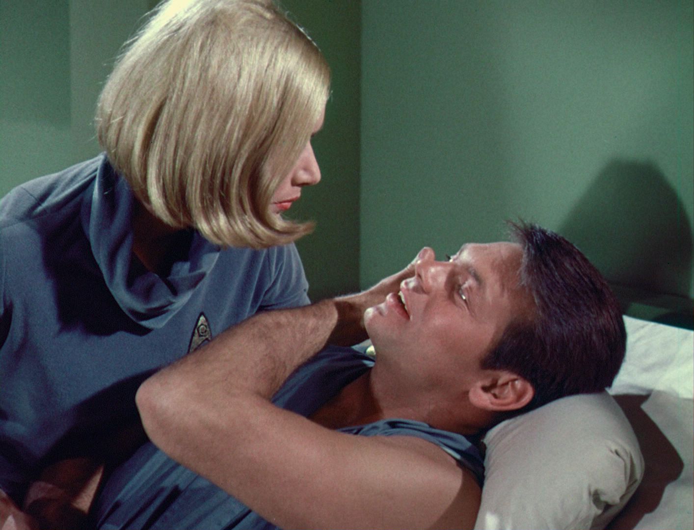 ariane179254_StarTrek_1x03_WhereNoManHasGoneBefore_TheOriginalUncutUnairedVersion_1508.jpg