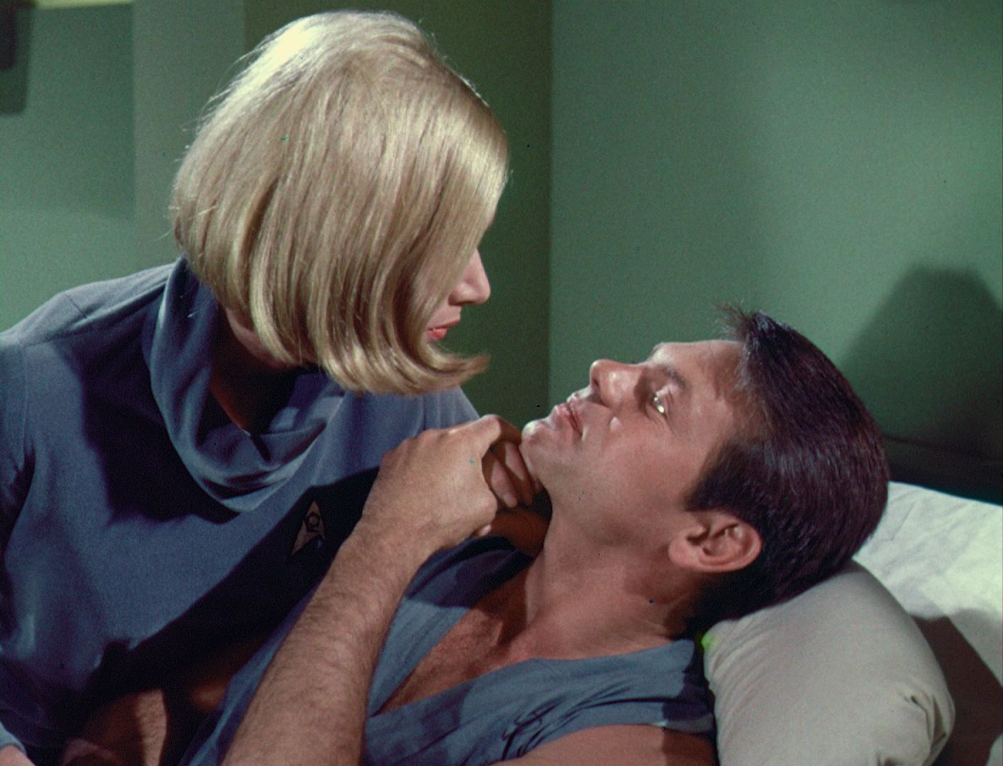 ariane179254_StarTrek_1x03_WhereNoManHasGoneBefore_TheOriginalUncutUnairedVersion_1520.jpg