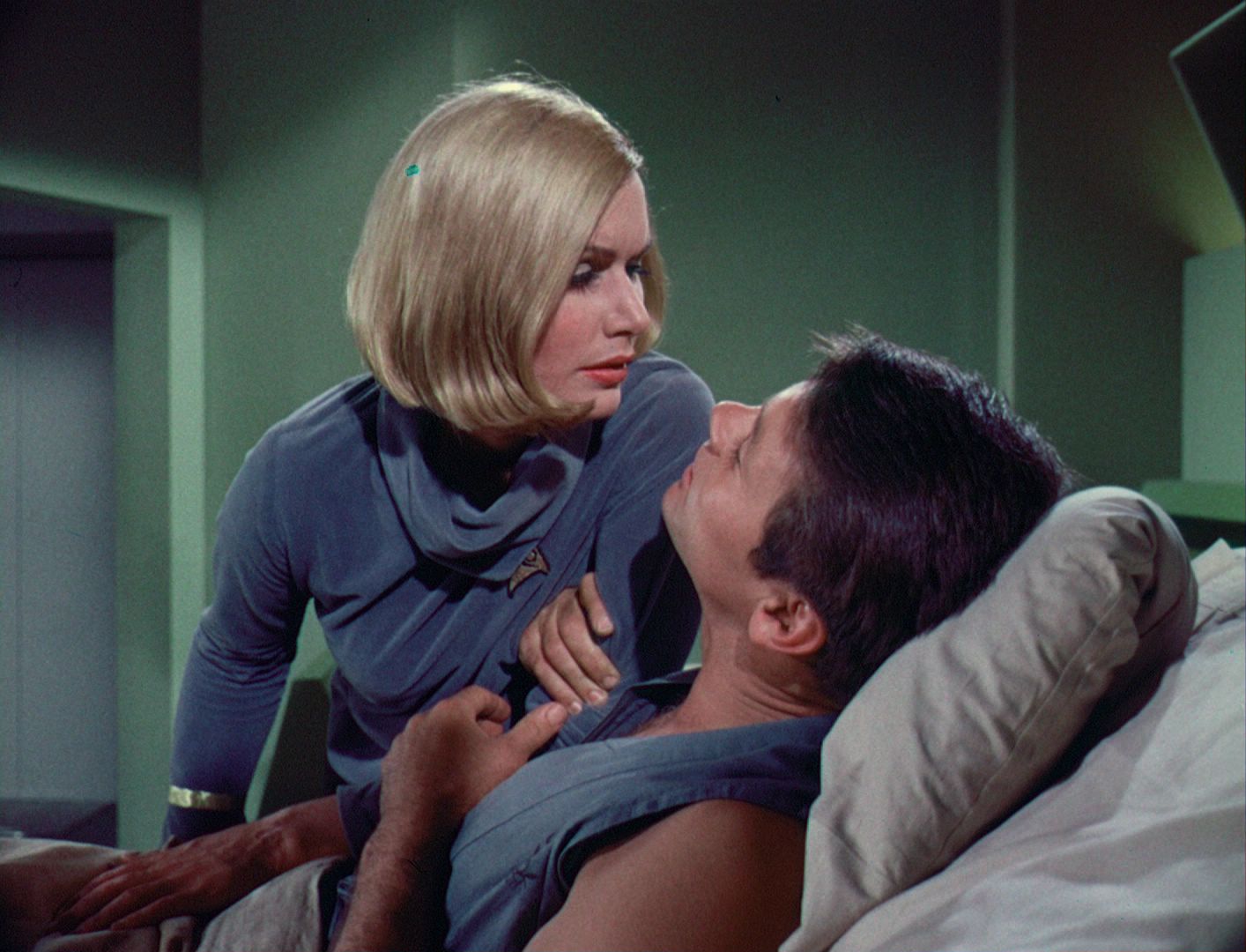 ariane179254_StarTrek_1x03_WhereNoManHasGoneBefore_TheOriginalUncutUnairedVersion_1596.jpg