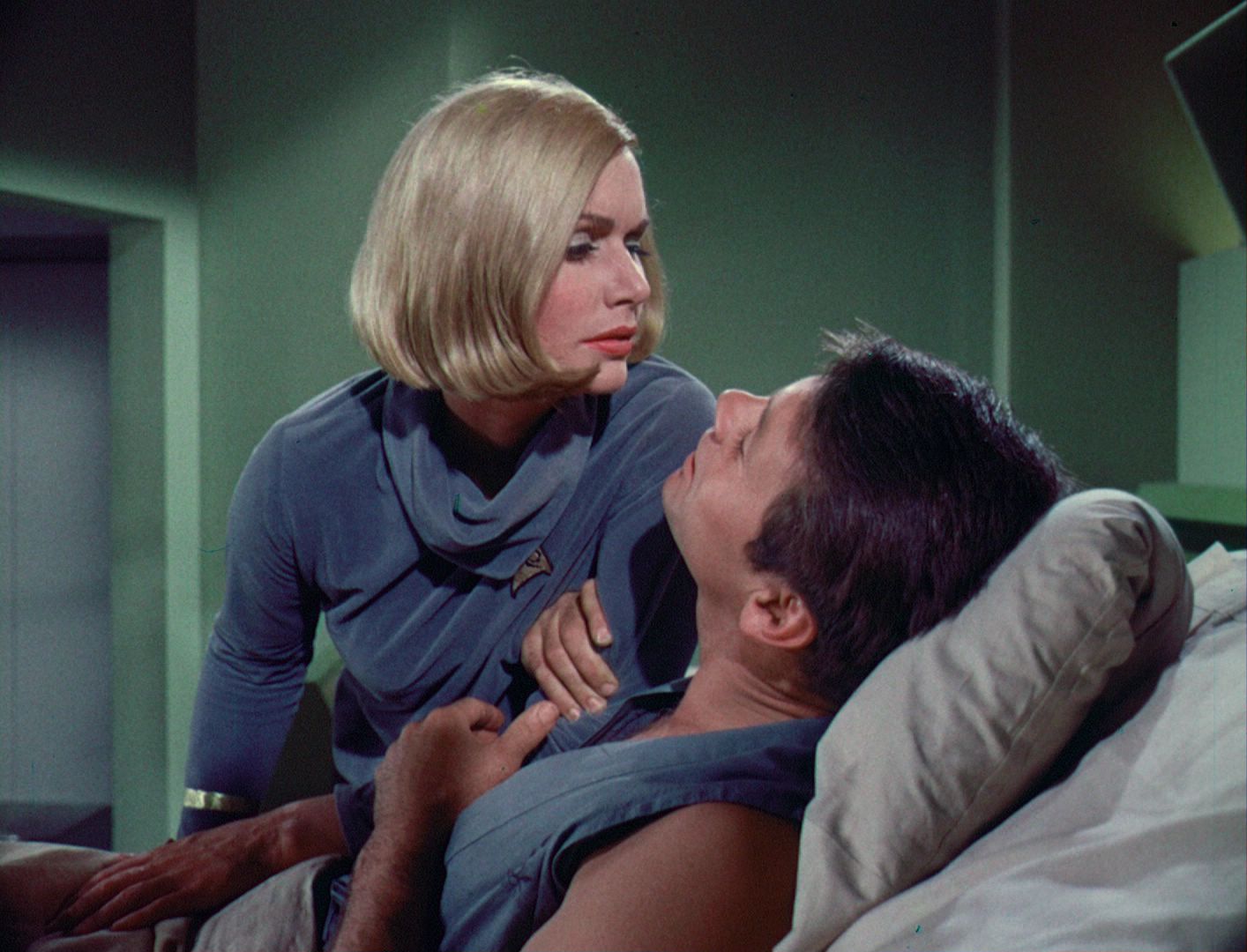 ariane179254_StarTrek_1x03_WhereNoManHasGoneBefore_TheOriginalUncutUnairedVersion_1600.jpg
