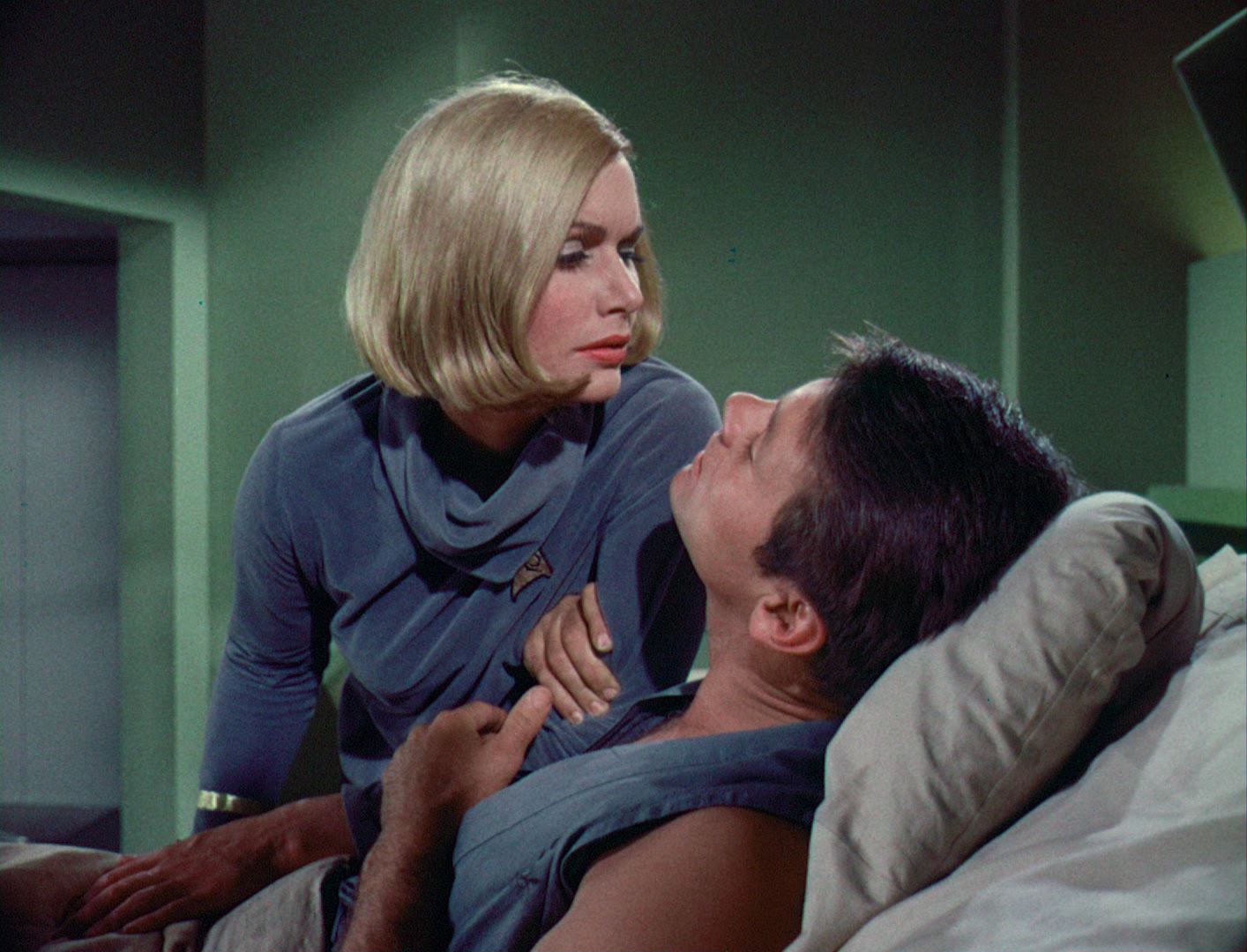 ariane179254_StarTrek_1x03_WhereNoManHasGoneBefore_TheOriginalUncutUnairedVersion_1605.jpg