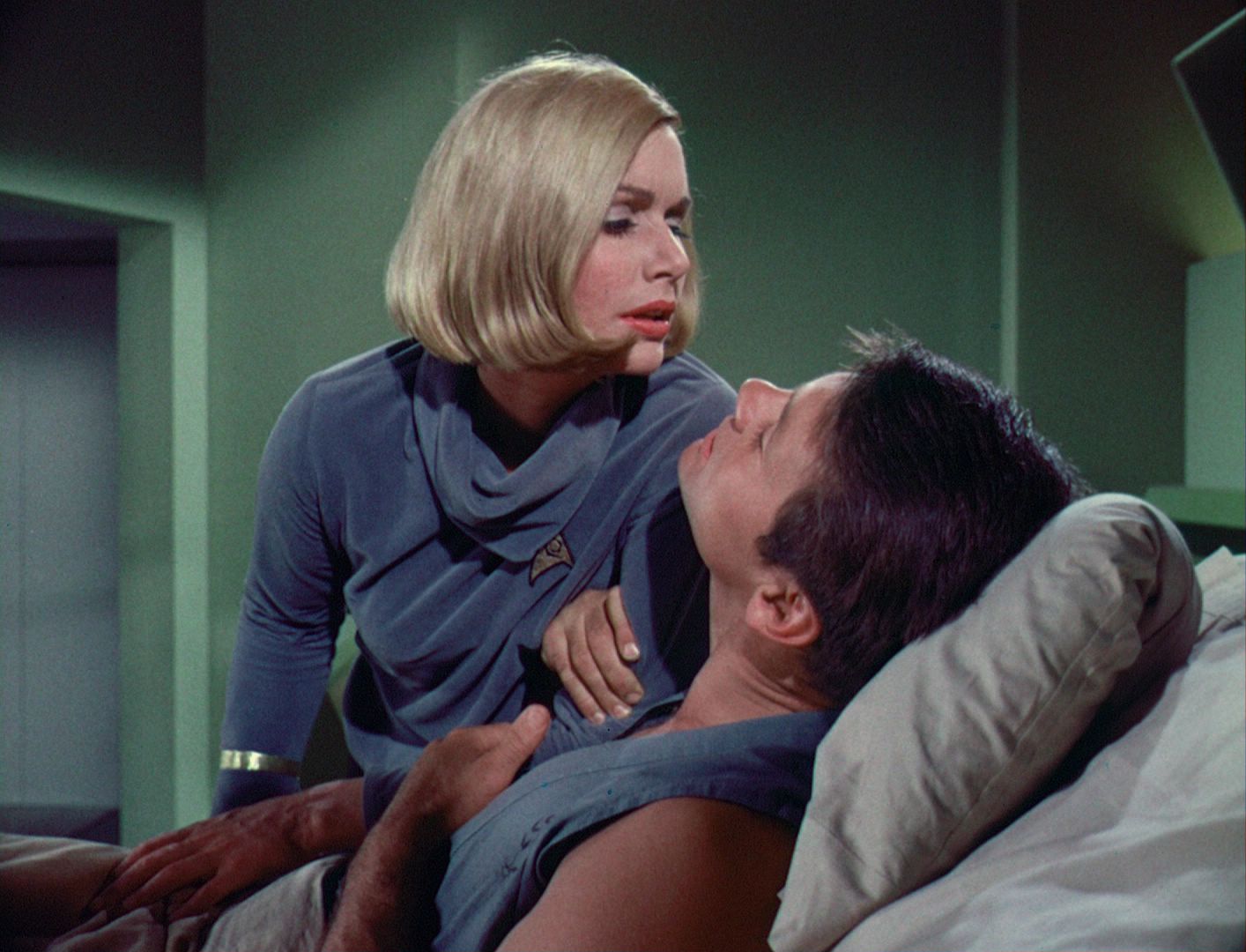 ariane179254_StarTrek_1x03_WhereNoManHasGoneBefore_TheOriginalUncutUnairedVersion_1614.jpg