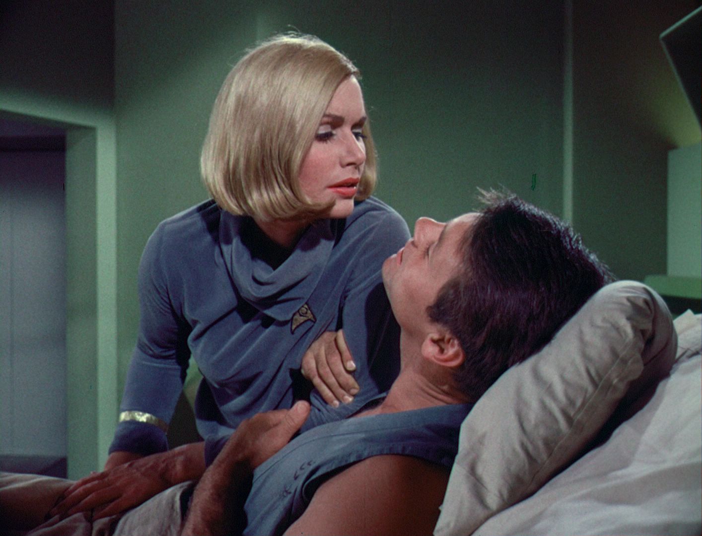 ariane179254_StarTrek_1x03_WhereNoManHasGoneBefore_TheOriginalUncutUnairedVersion_1621.jpg